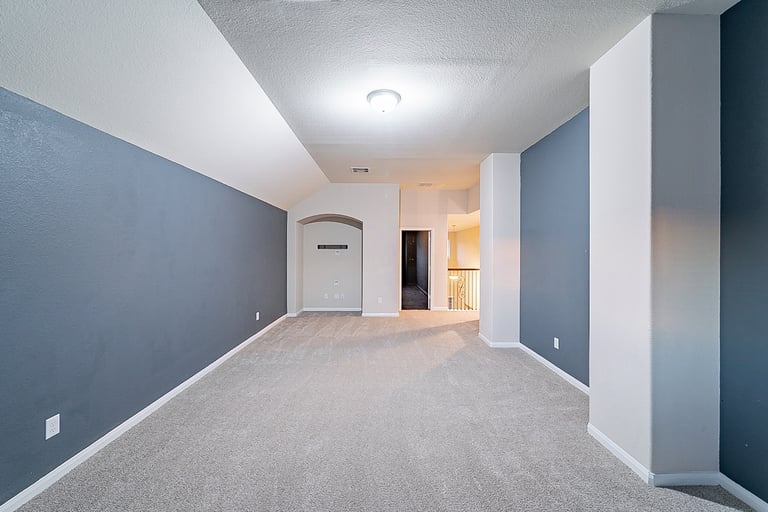 Photo 28 of 34 - 2208 Hannah Creek Ct, Houston, TX 77089