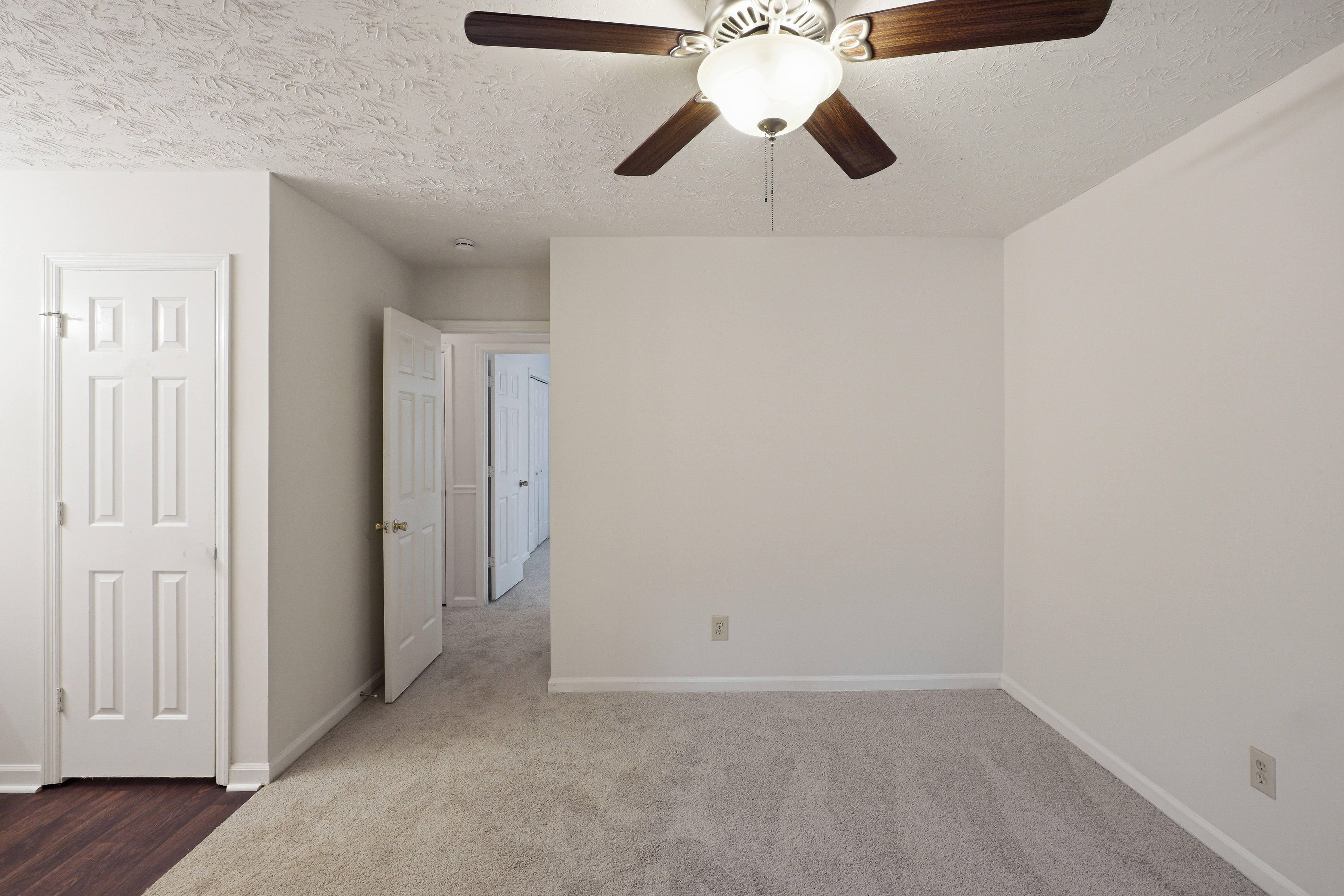 Photo 5 of 33 of 140 Forrest Brook Dr, Palmetto, GA