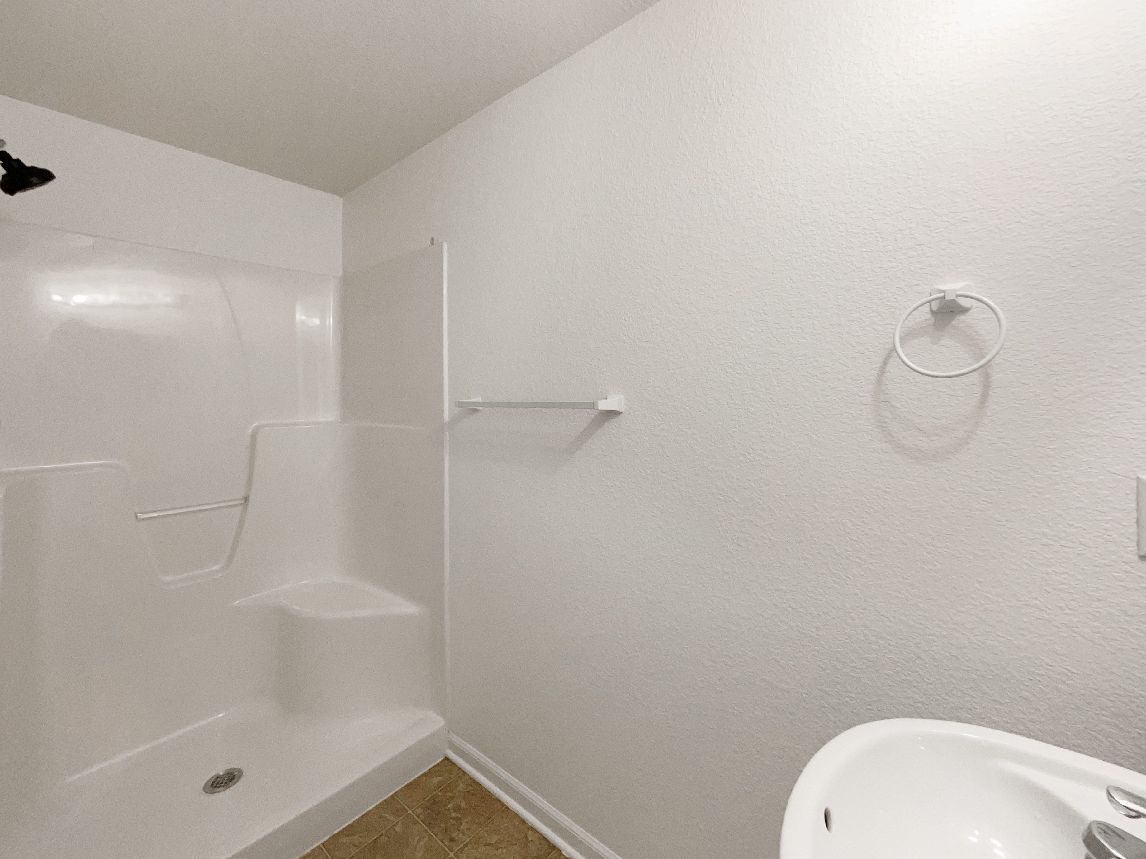 Photo 16 of 22 of 12202 N Highland Ave, Kansas City, MO