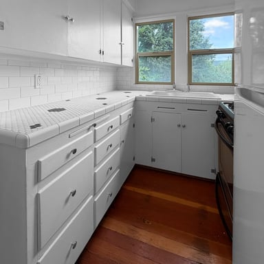 Property photo 2 of 1411 N Alberta St Apt 8