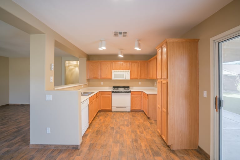 Photo 3 of 25 - 12736 W Columbine Dr, El Mirage, AZ 85335