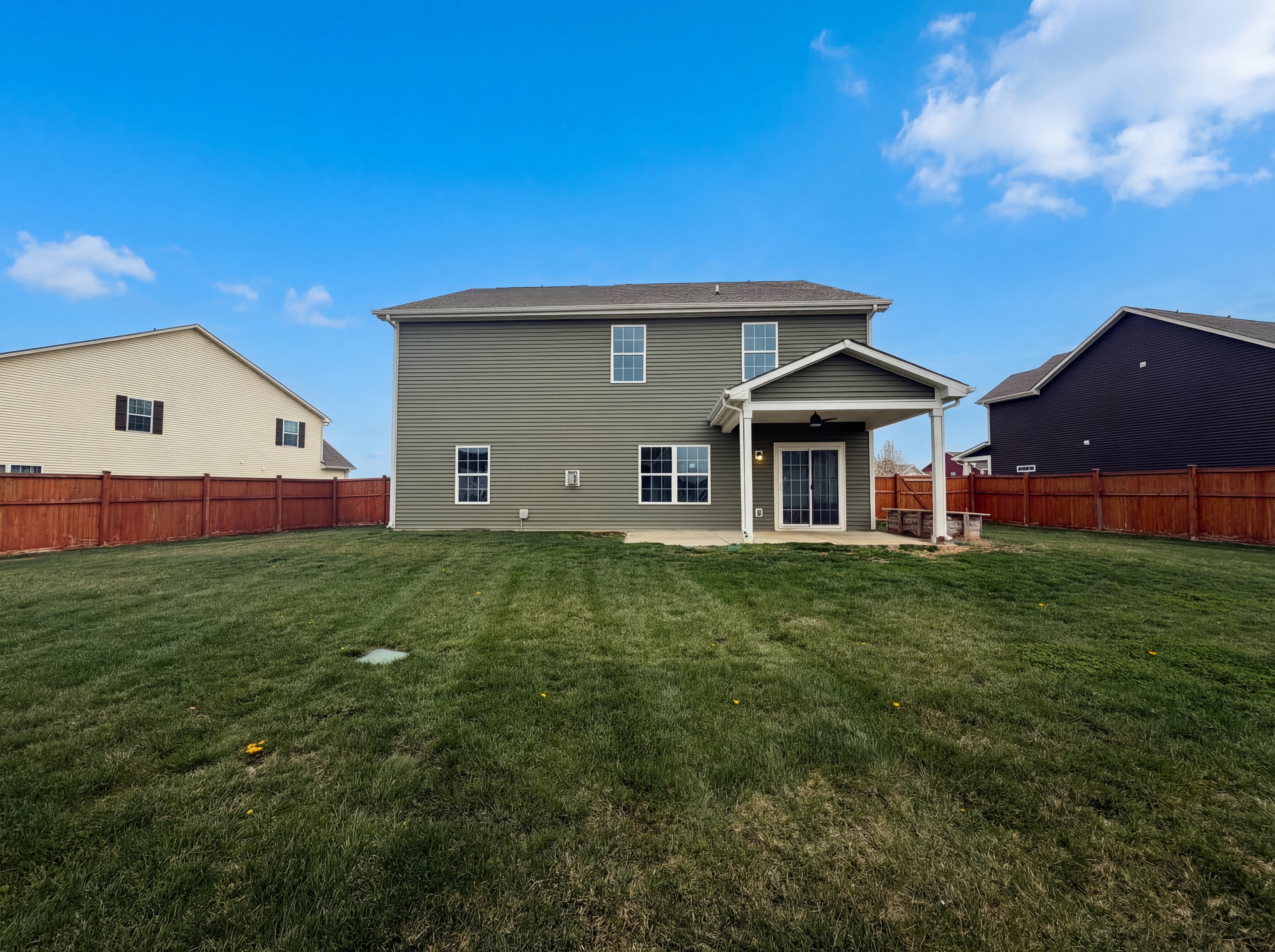 Photo 5 of 31 of 8095 Brookville Way, Avon, IN