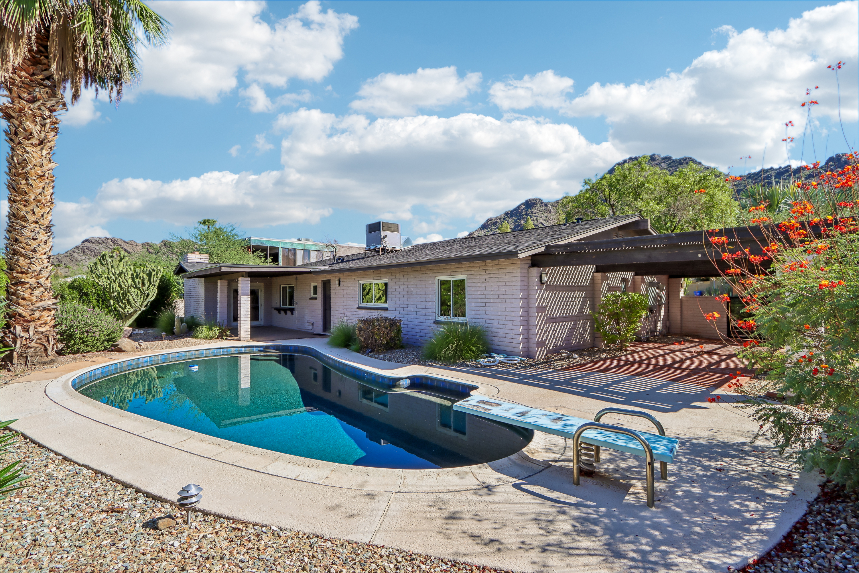 Photo 8 of 26 of 2244 E Nicolet Ave, Phoenix, AZ