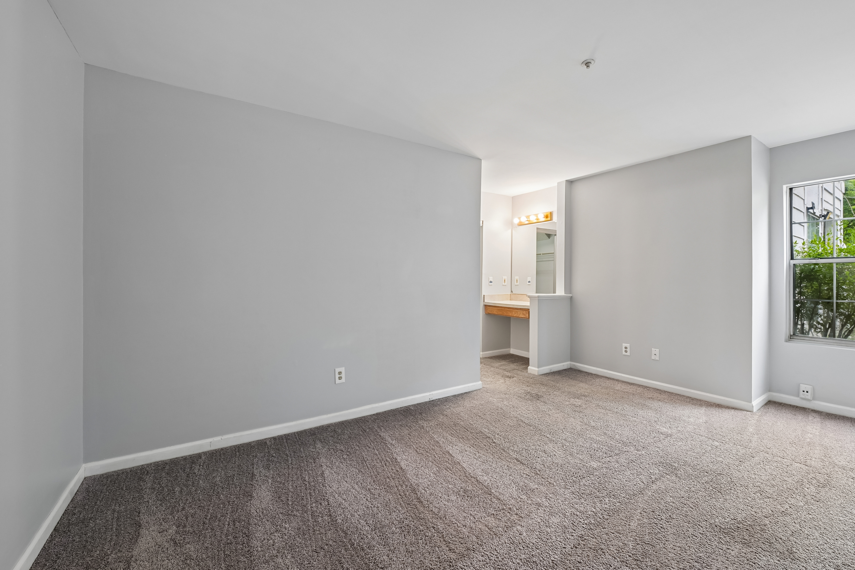 Photo 14 of 27 of 4900 Avenida Del Sol Dr, Raleigh, NC