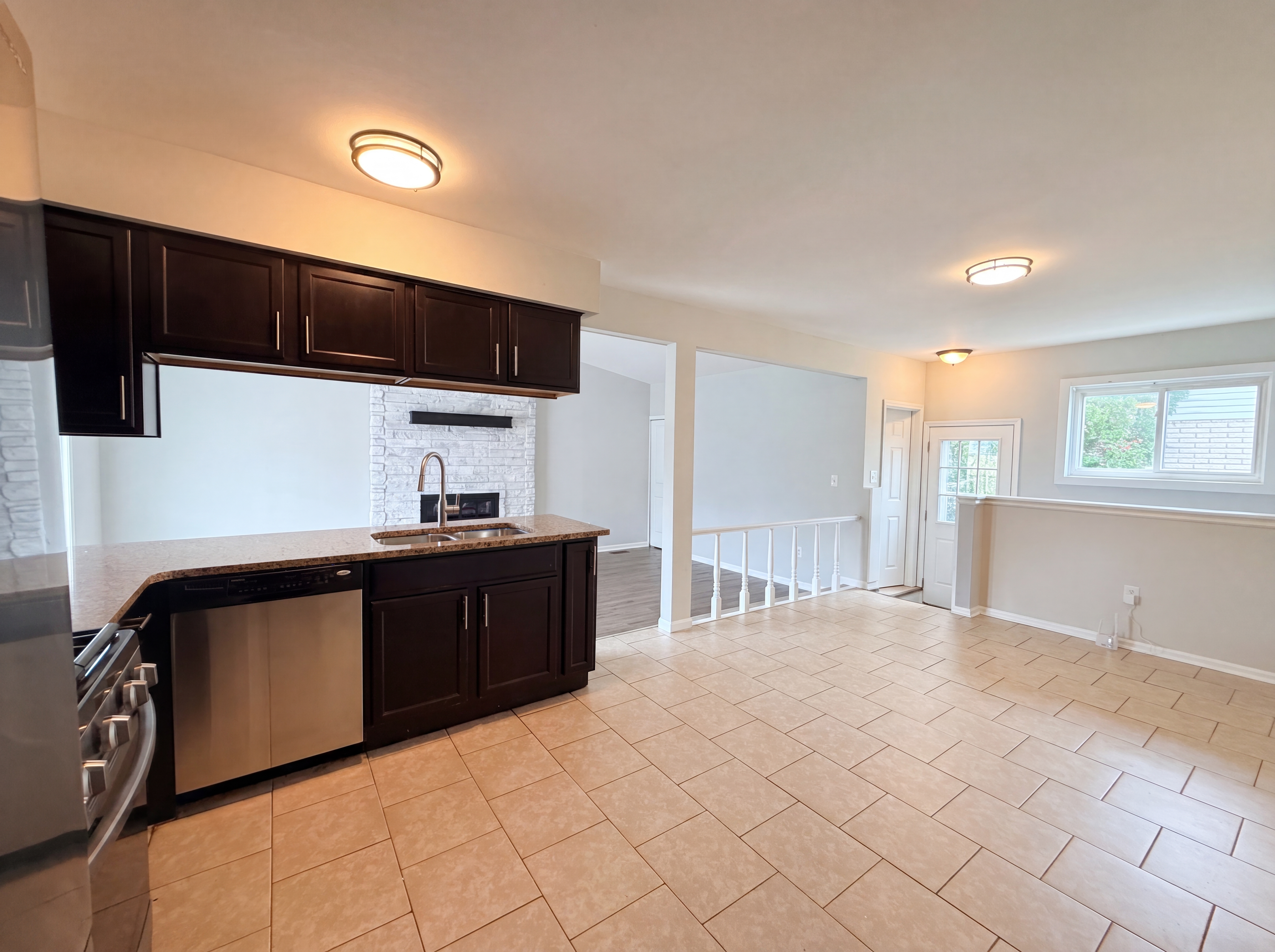 Photo 10 of 21 of 42195 Fairview Dr, Canton, MI