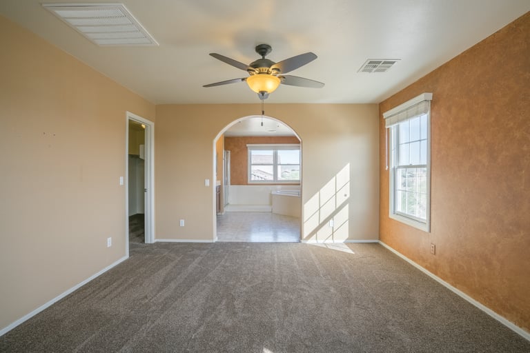 Photo 15 of 33 - 28922 N 124th Gln, Peoria, AZ 85383