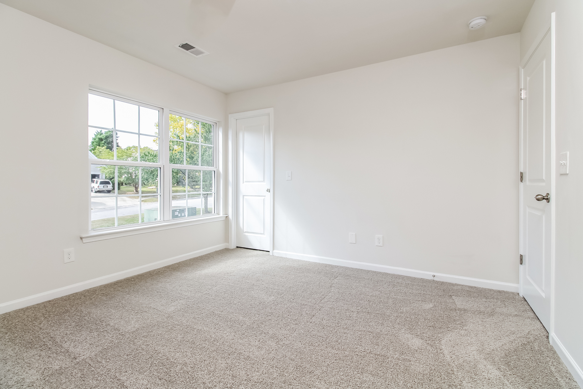 Photo 16 of 21 of 301 Rolling Knoll Dr, Columbia, SC