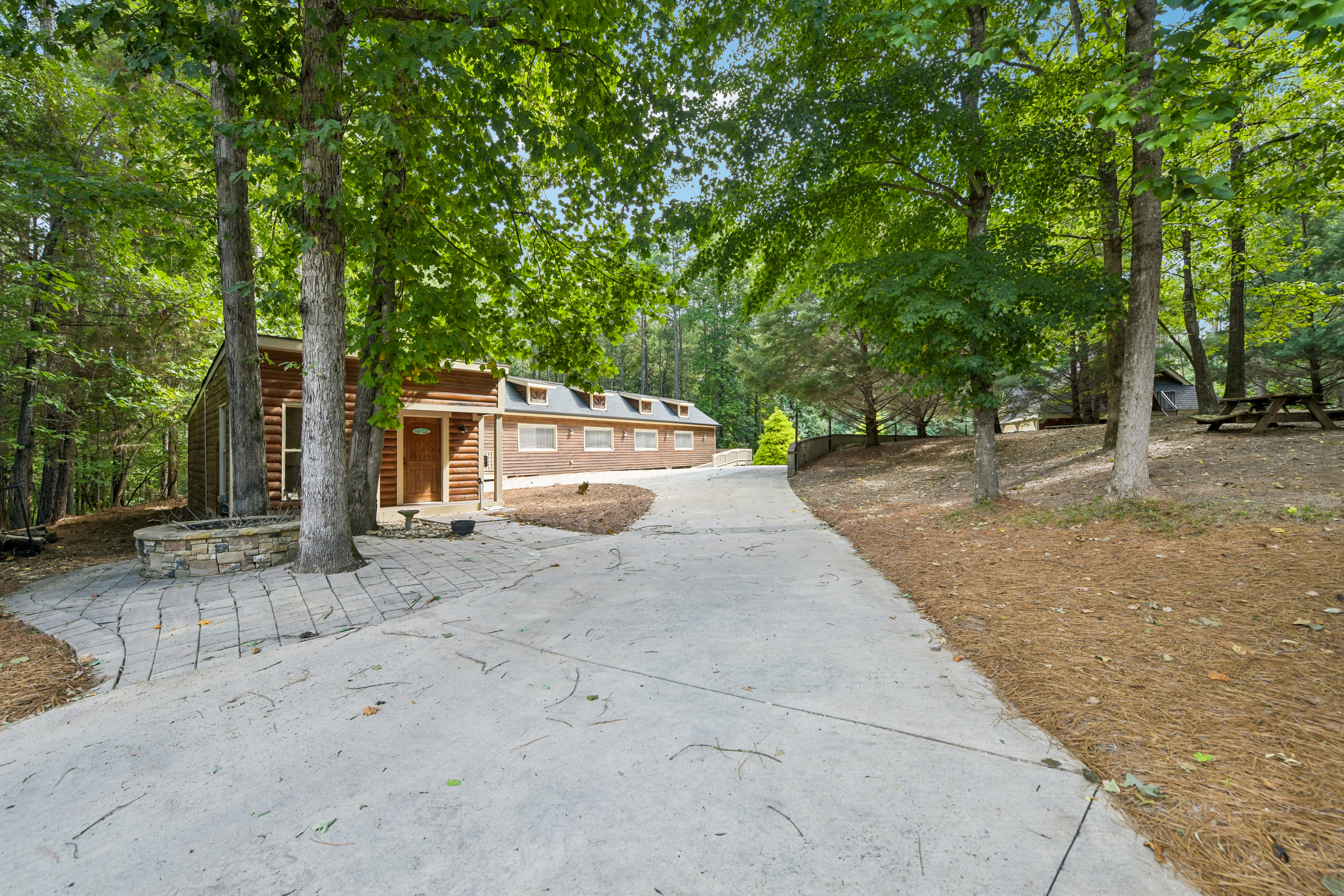 Photo 62 of 90 of 2431 Rabbit Farm Cir, Loganville, GA