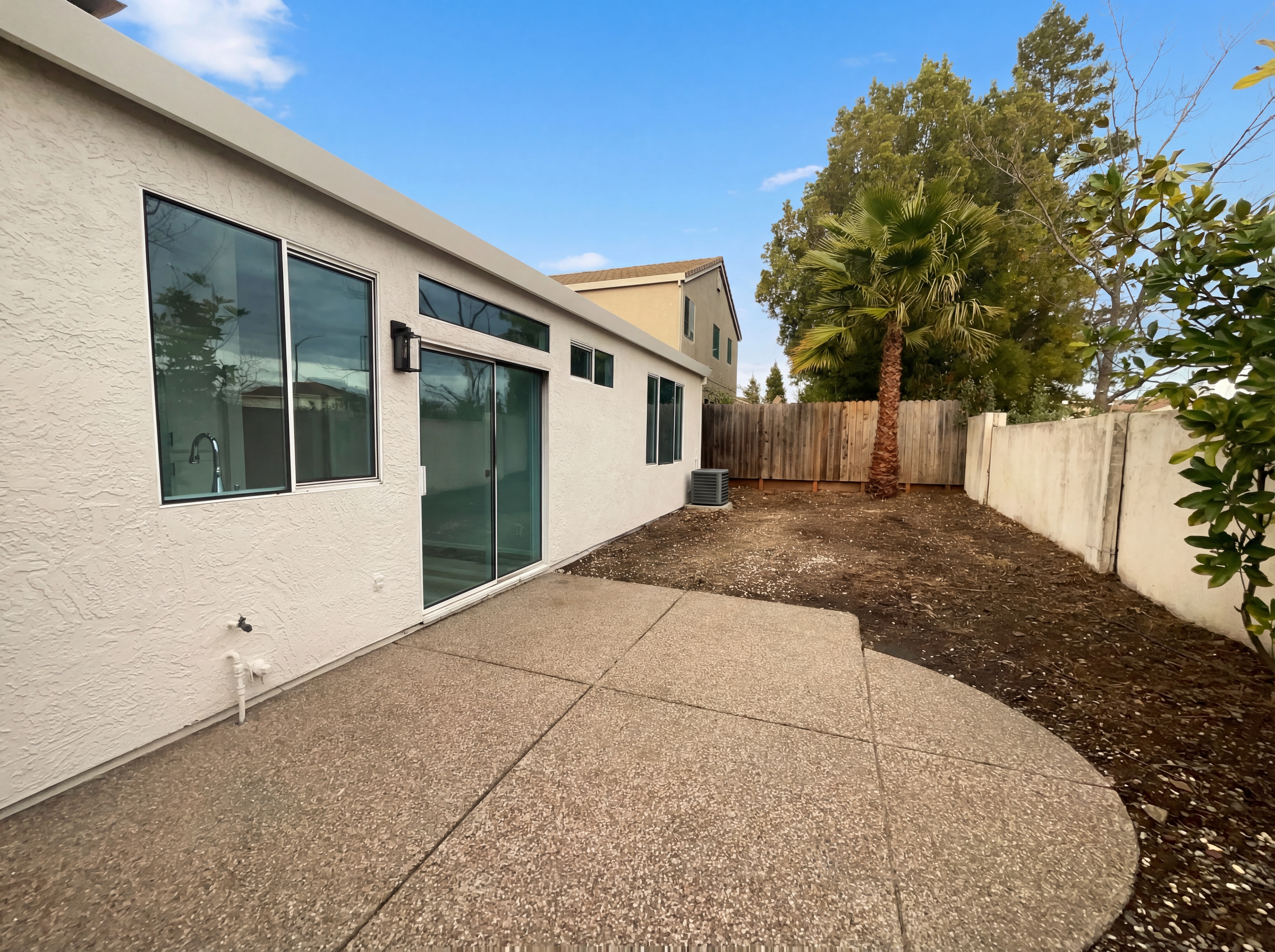 Photo 5 of 24 of 108 Austin Dr, Folsom, CA