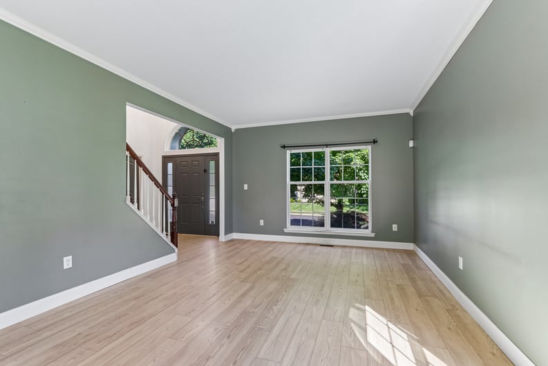 Property photo 3 of 7 Longfellow Ln