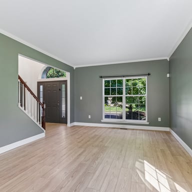 Property photo 3 of 7 Longfellow Ln