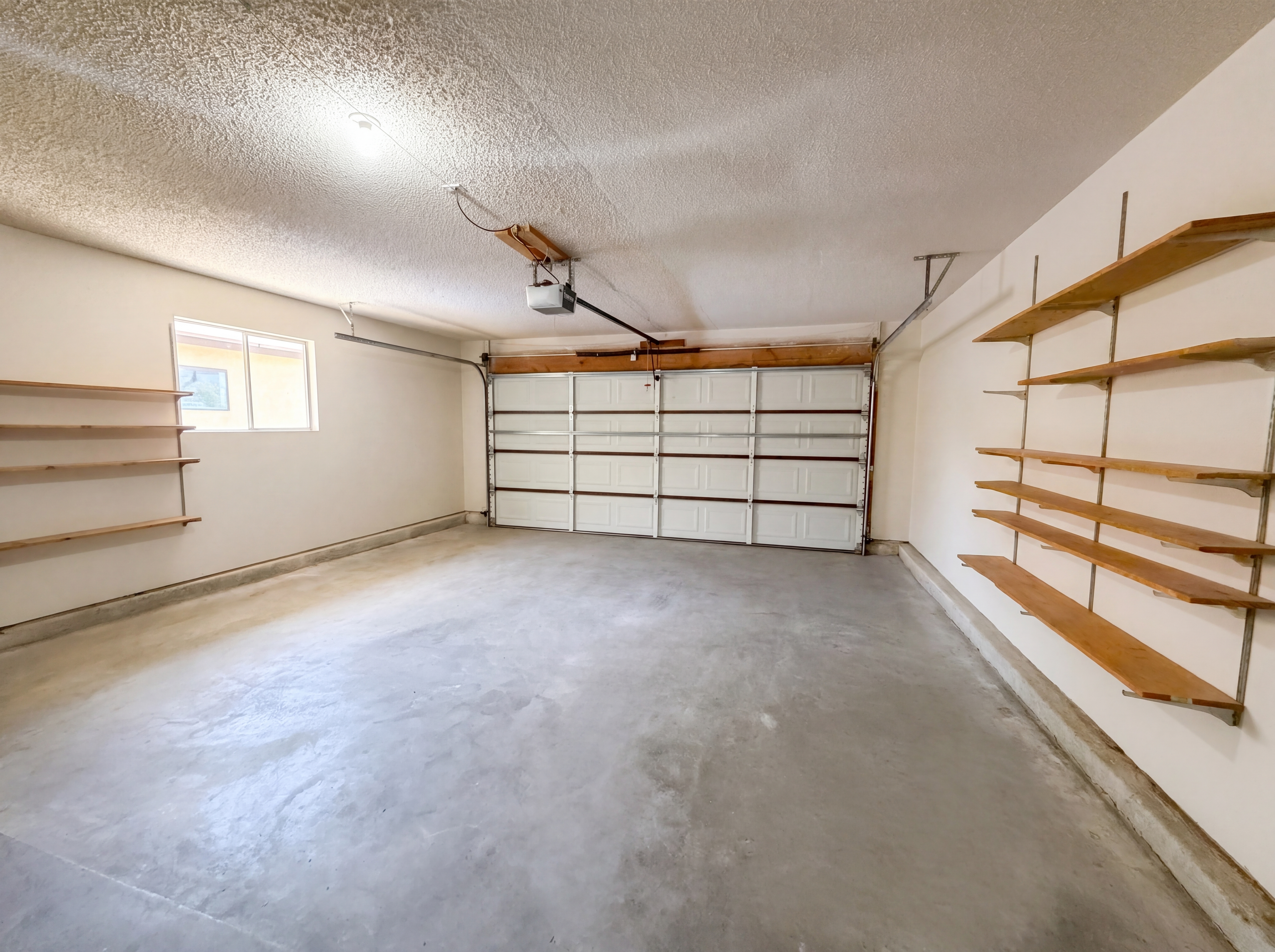 Photo 16 of 21 of 816 Omaha St NE, Albuquerque, NM