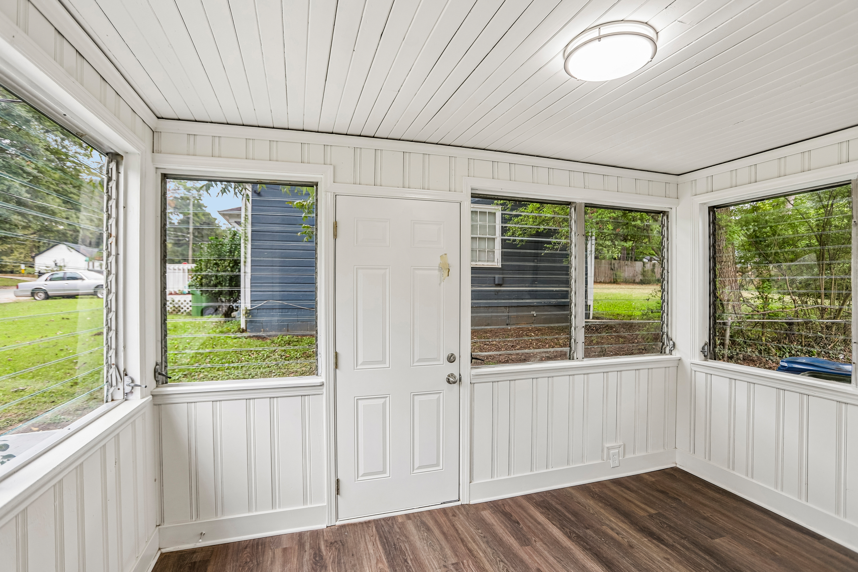 Photo 38 of 53 of 1330 Lynford Dr SW, Atlanta, GA