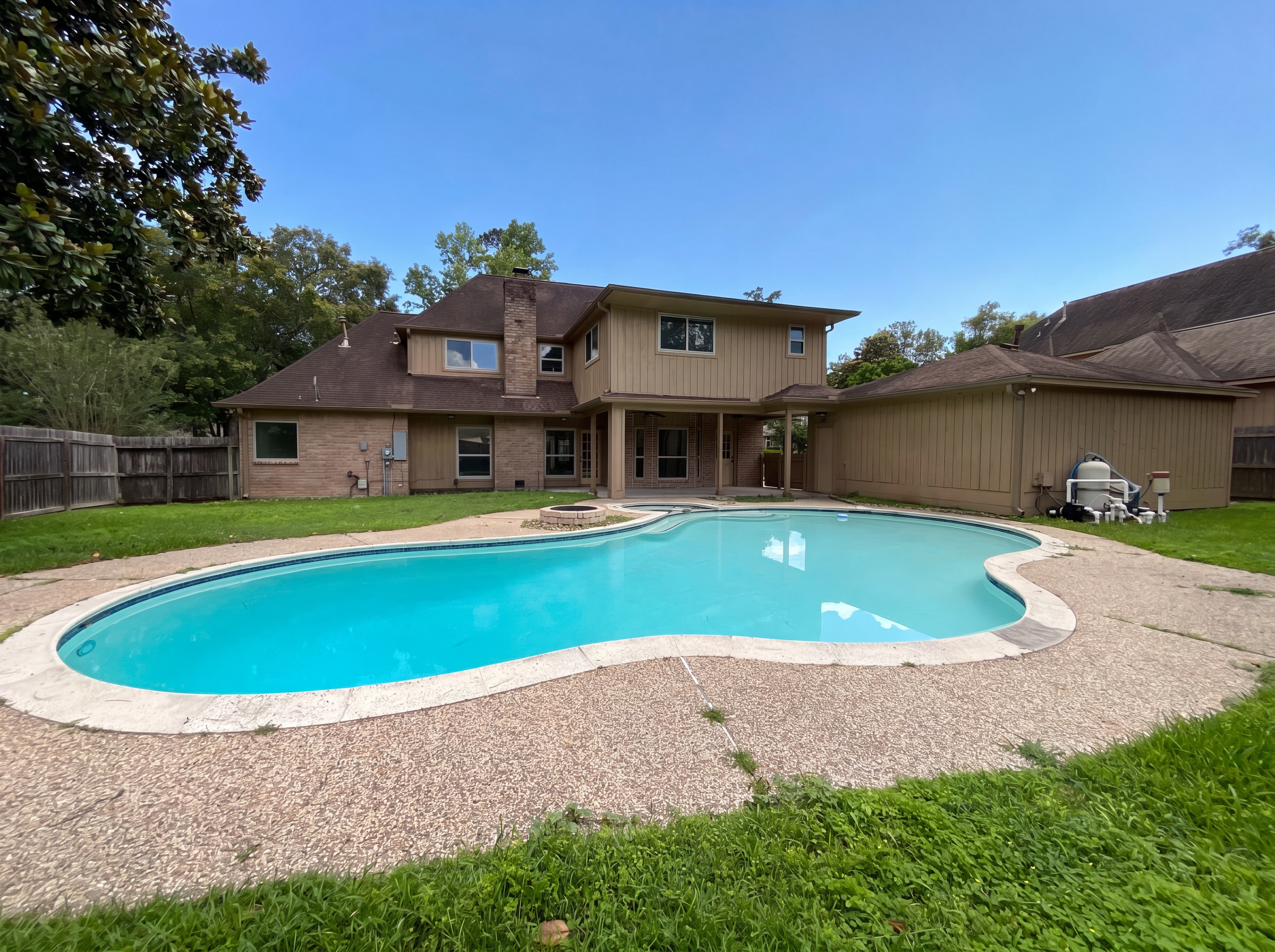 Photo 5 of 26 of 2503 Pleasant Creek Dr, Kingwood, TX