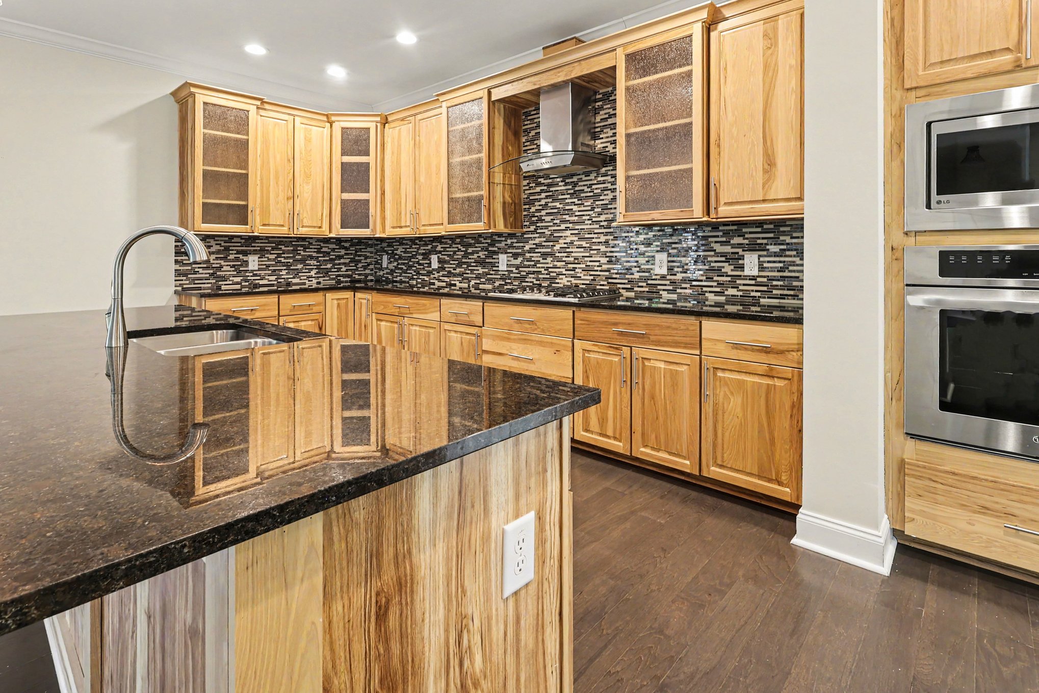 Photo 9 of 21 of 168 Triple Fairways Dr, Hendersonville, NC