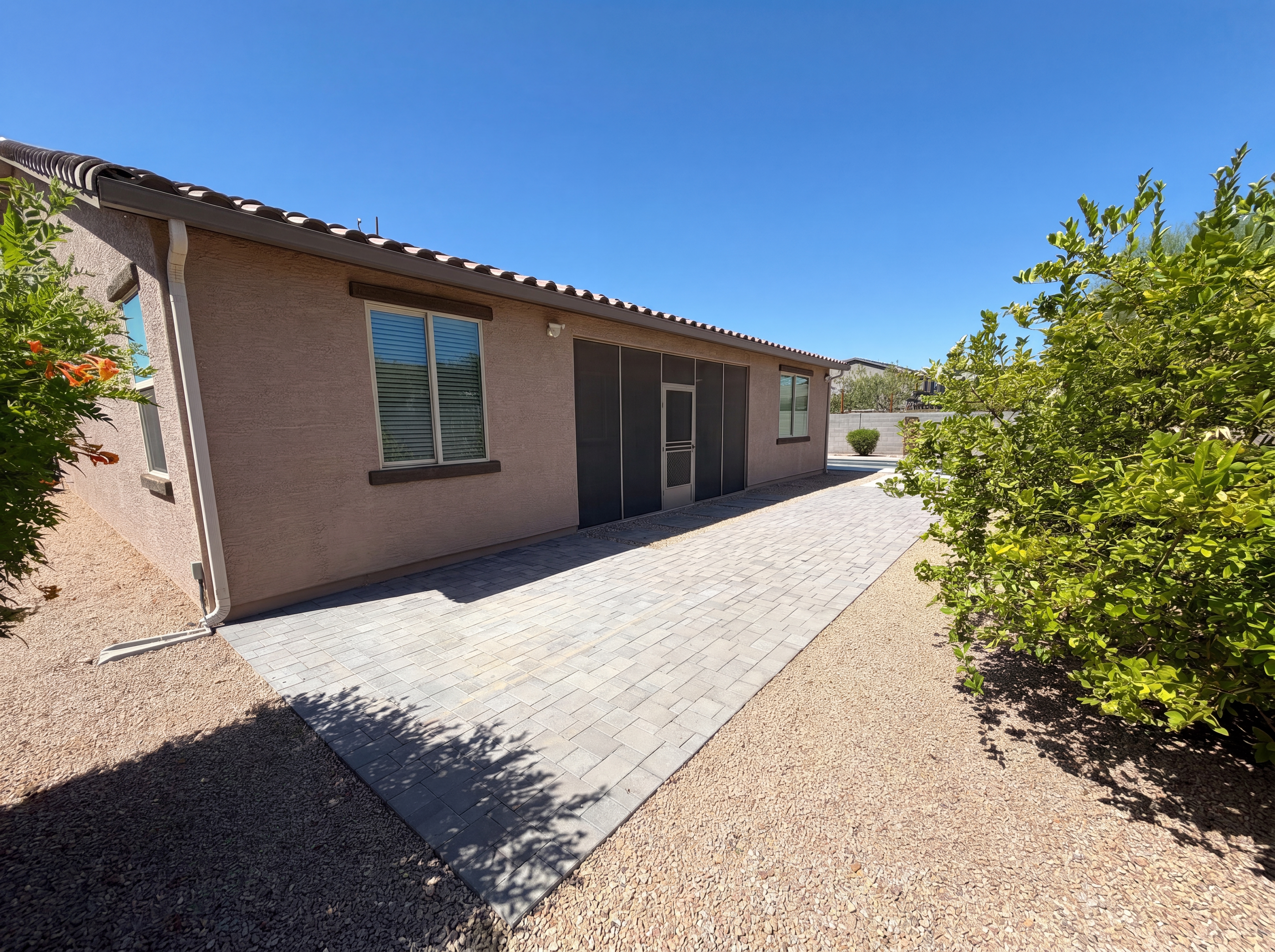 Photo 35 of 38 of 18840 W Mercer Ln, Surprise, AZ