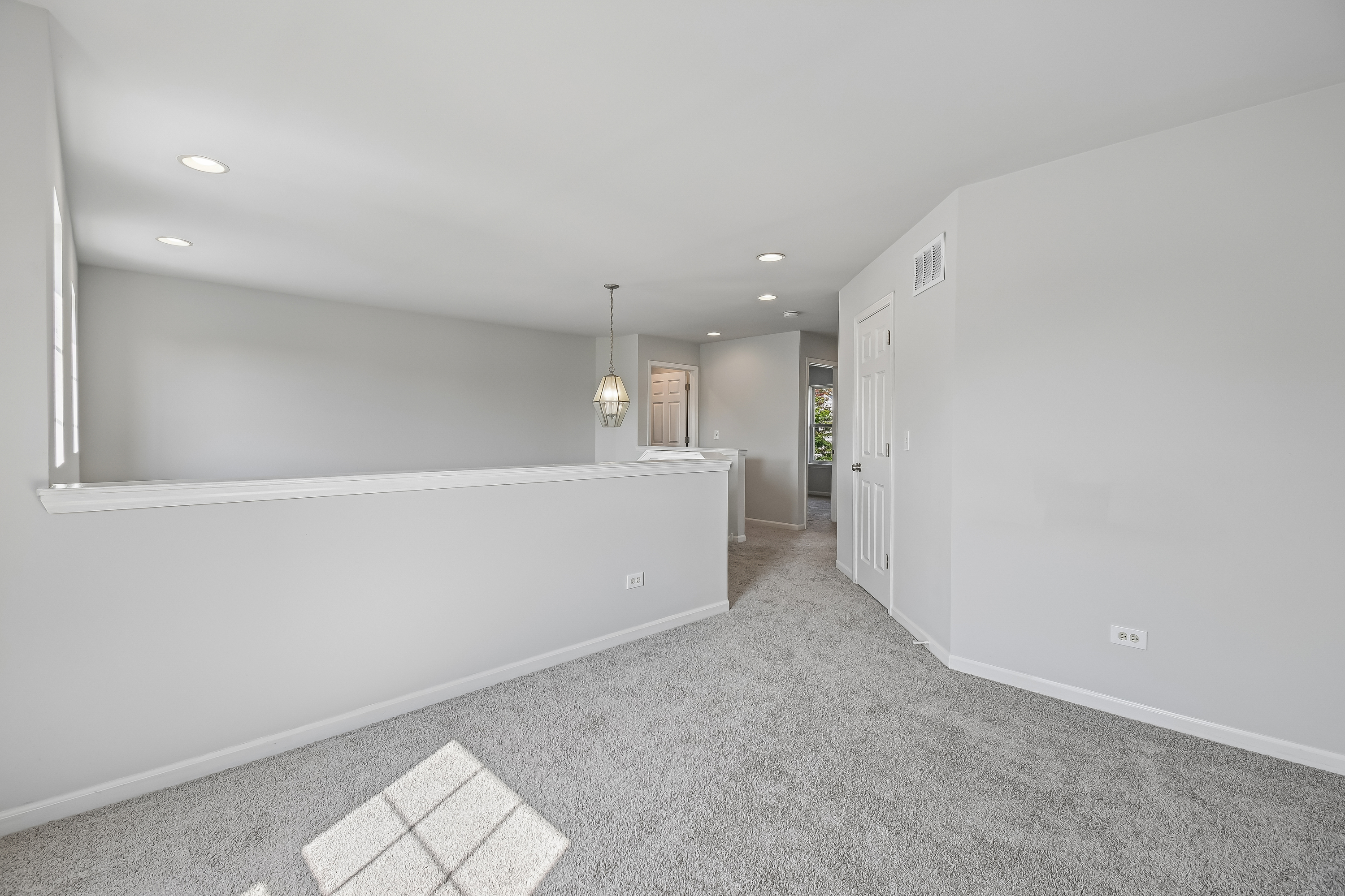 Photo 45 of 69 of 1409 Baltz Dr, Joliet, IL
