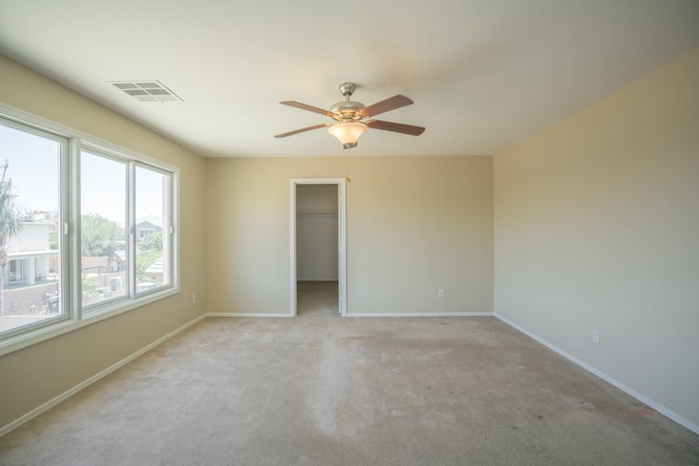 Photo 15 of 30 - 15123 W Hope Dr, Surprise, AZ 85379