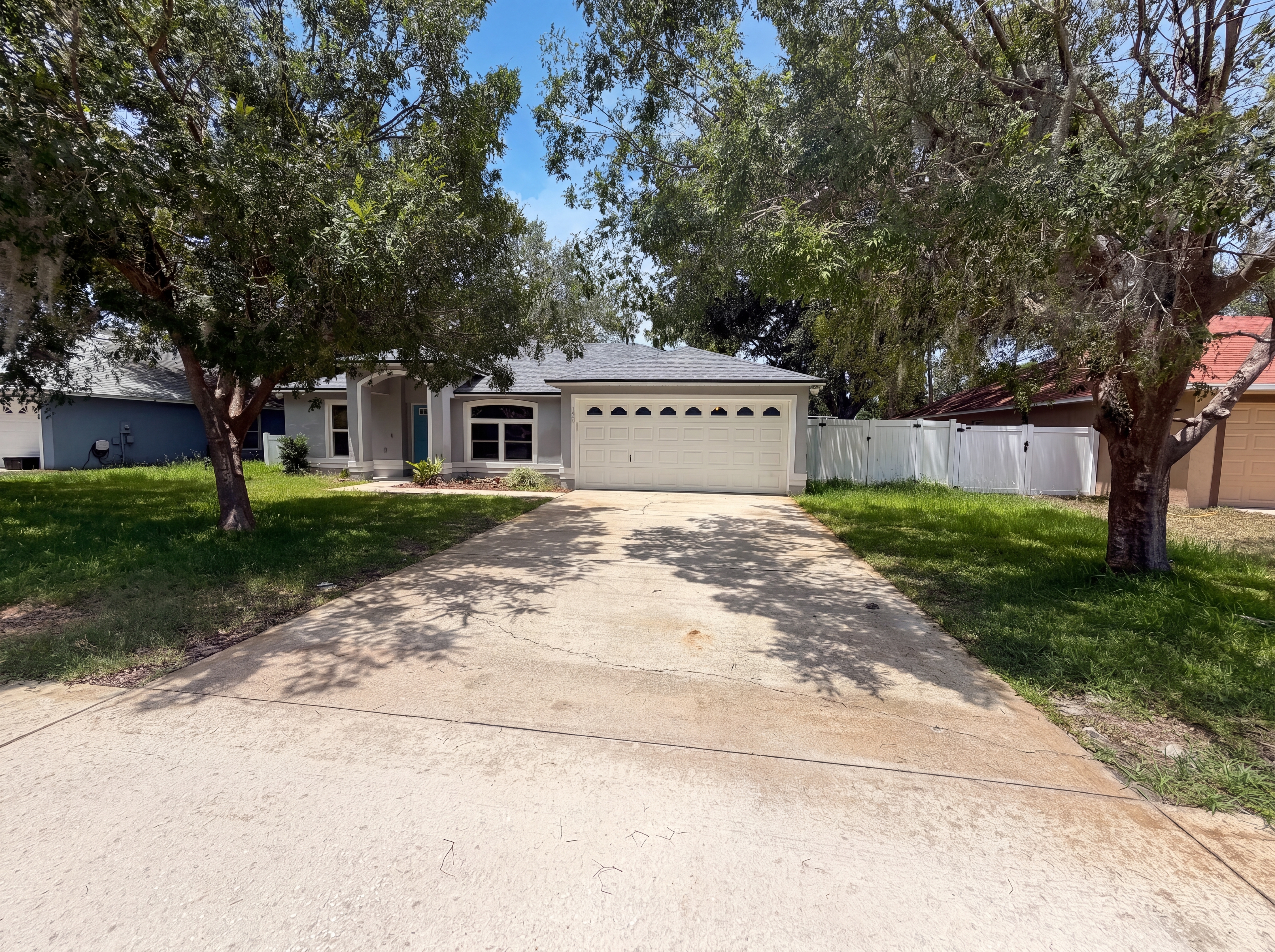 Photo 17 of 20 of 1360 Wildberry Ln, Deltona, FL