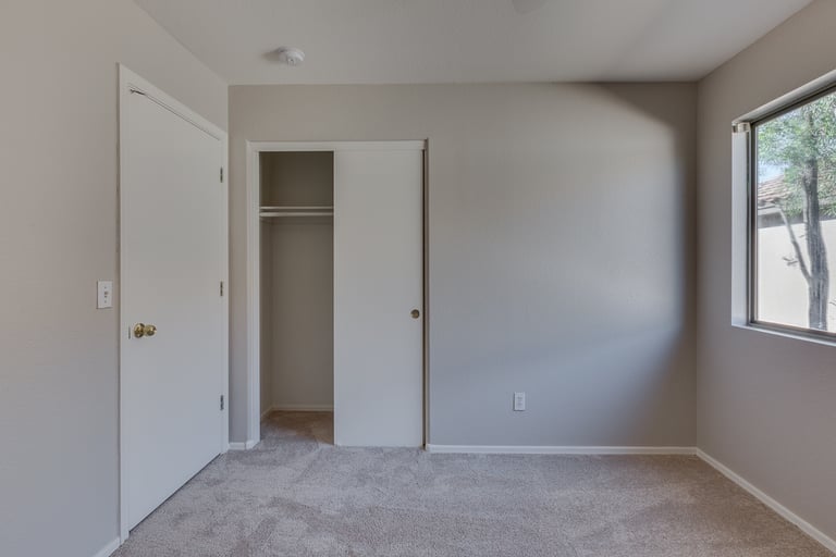 Photo 17 of 22 - 1027 E Mohave Ln, Apache Junction, AZ 85119
