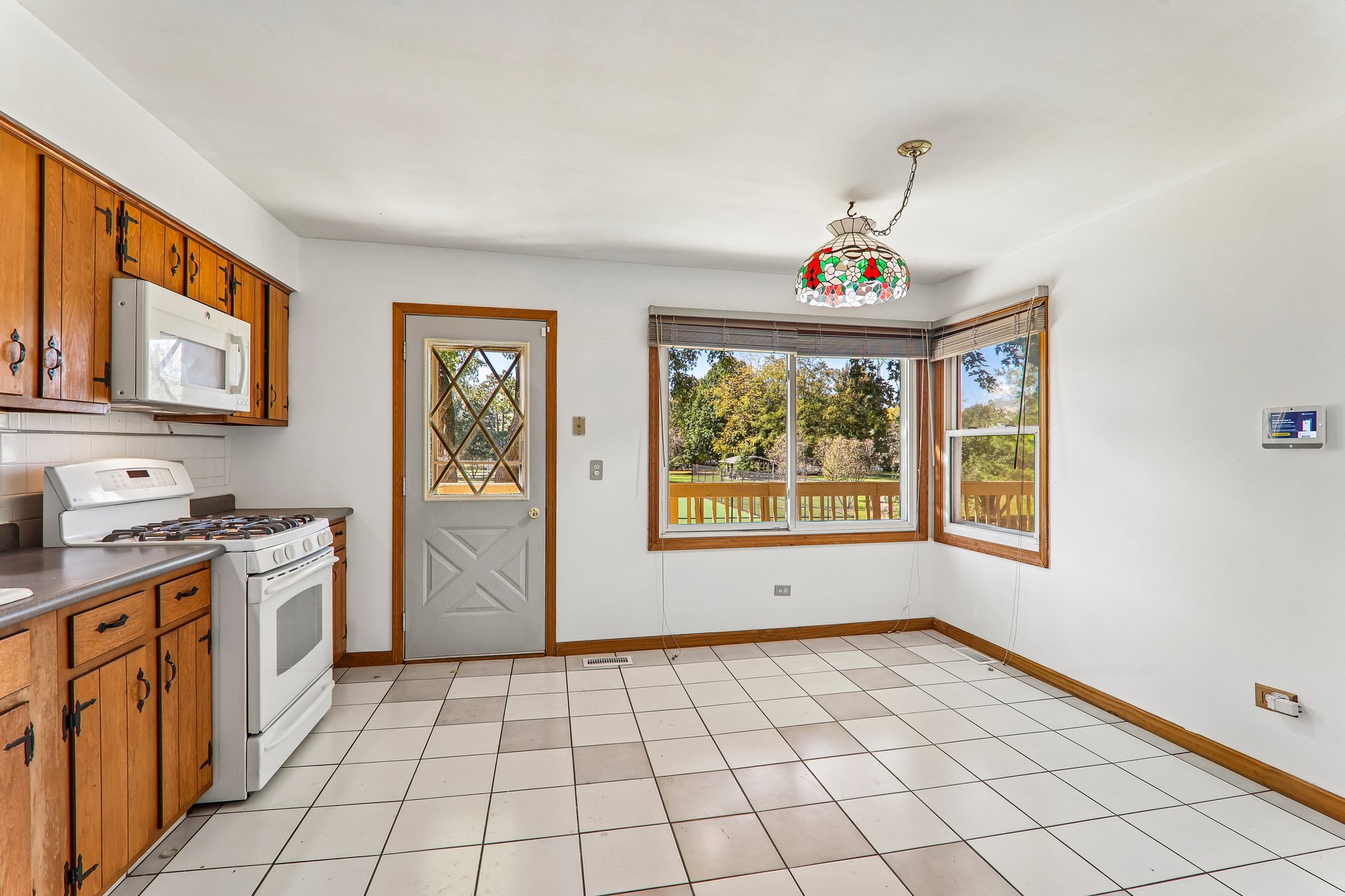 Photo 6 of 30 of 4532 Black Partridge Ln, Lisle, IL