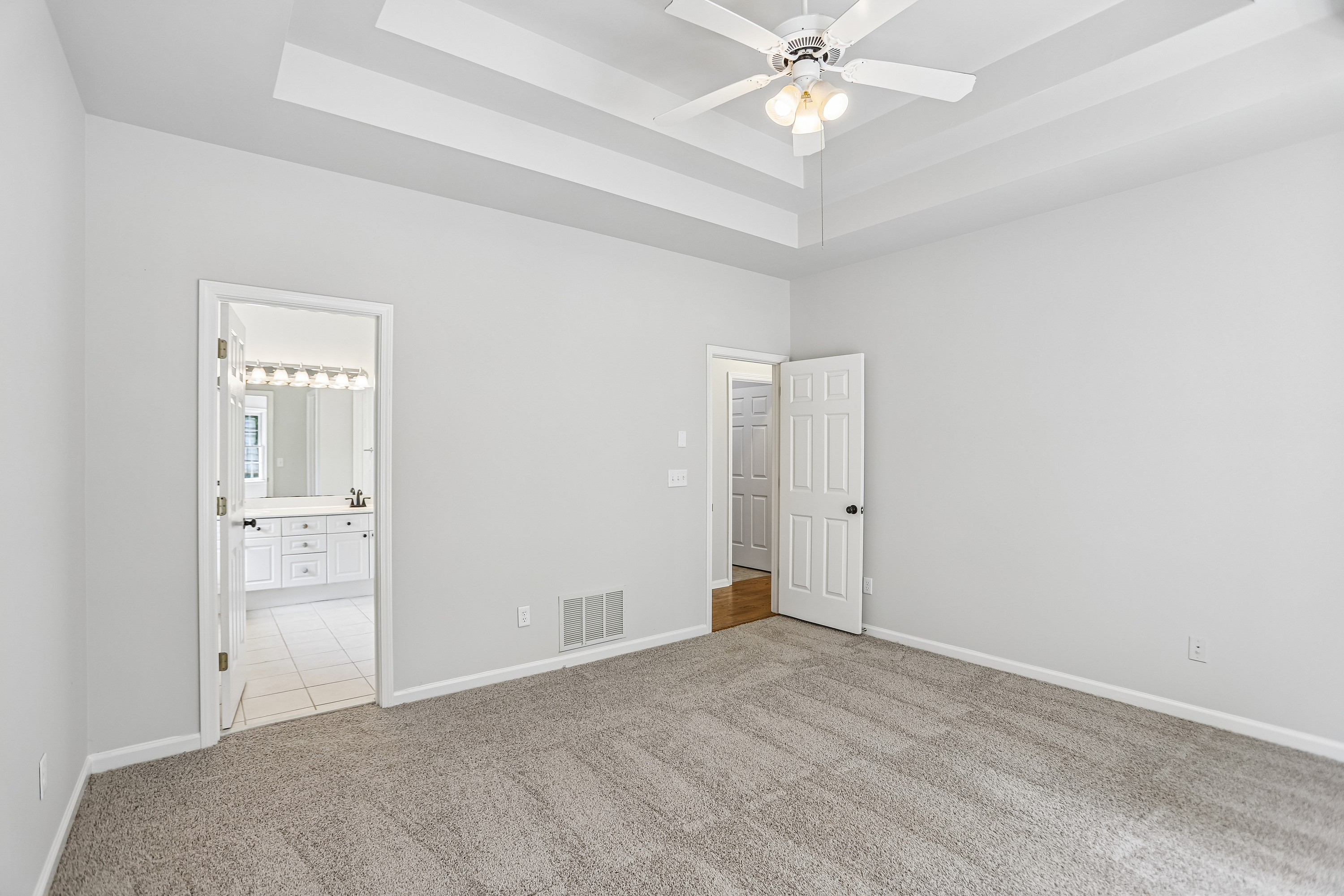 Photo 40 of 51 of 199 Pine Cres, Newnan, GA
