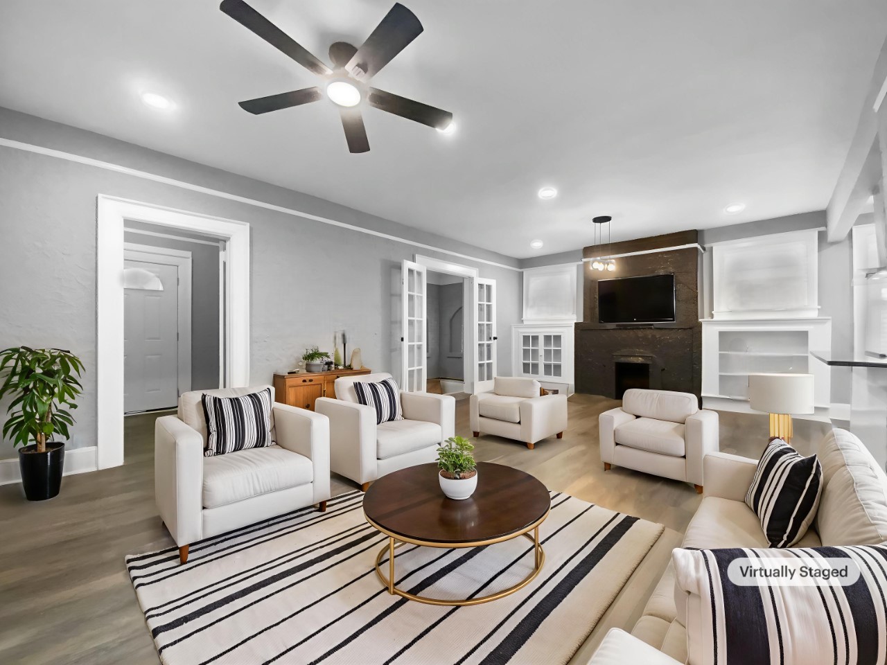 Photo 2 of 21 of 1033 Graymont Ave W, Birmingham, AL