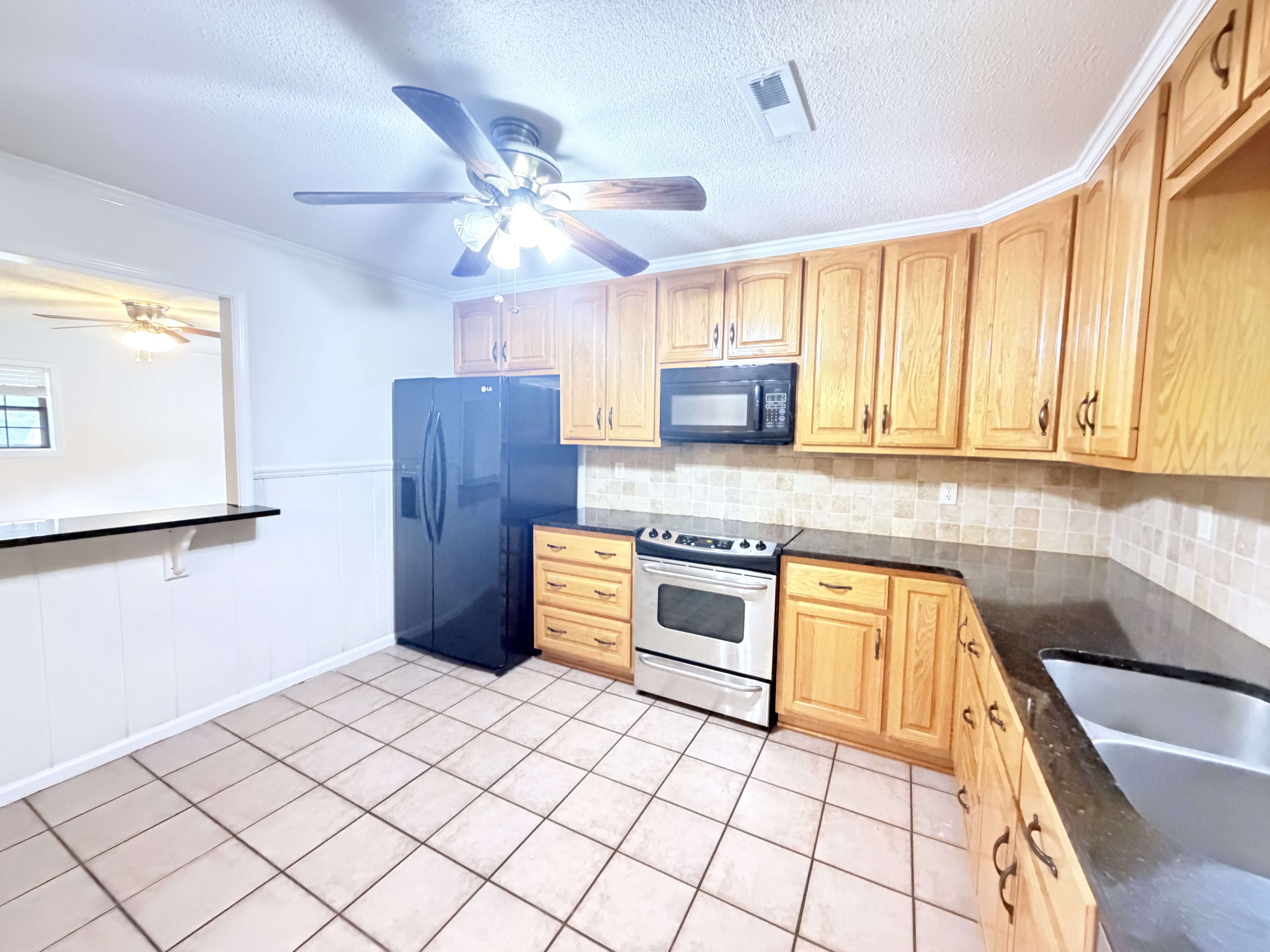 Photo 6 of 23 of 6732 County Road 50, Jemison, AL