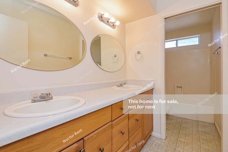 Photo 7 of 25 - 630 N Citrus Ave, Tucson, AZ 85748