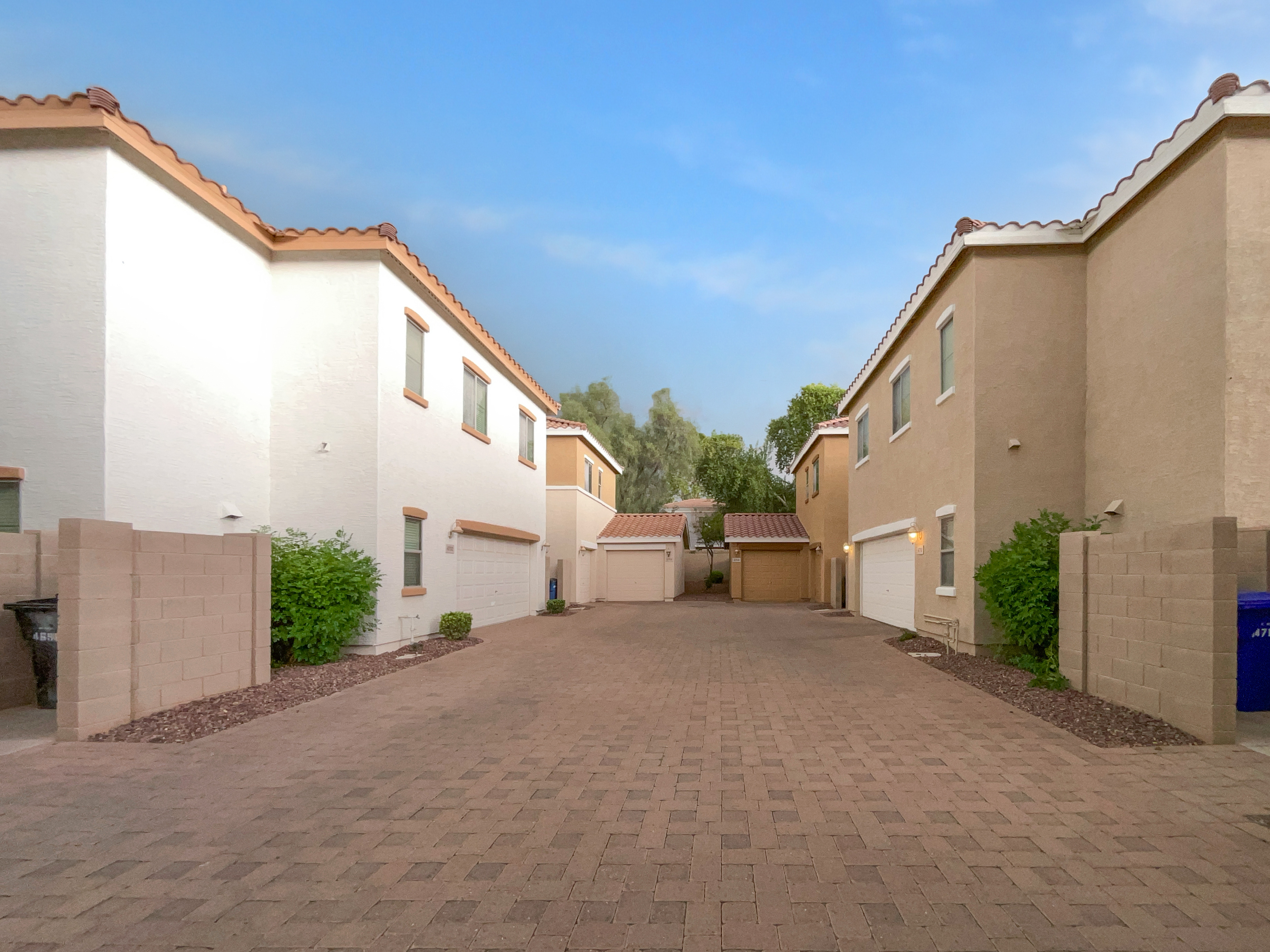 Photo 10 of 34 of 4704 E Laurel Ave, Gilbert, AZ