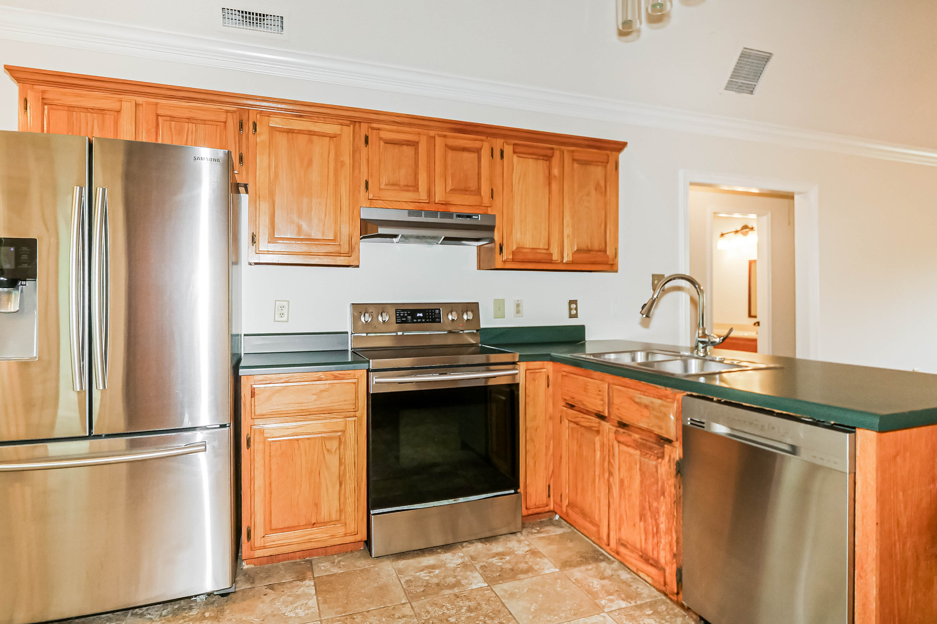 Photo 2 of 21 of 291 Wellington Way, Atoka, TN