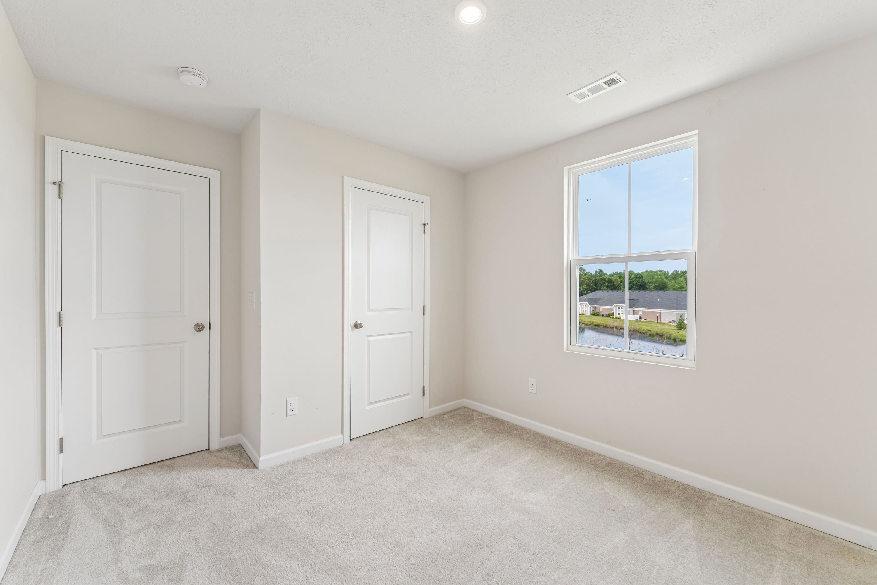 Photo 13 of 47 of 4483 Bellow Dr, Lorain, OH
