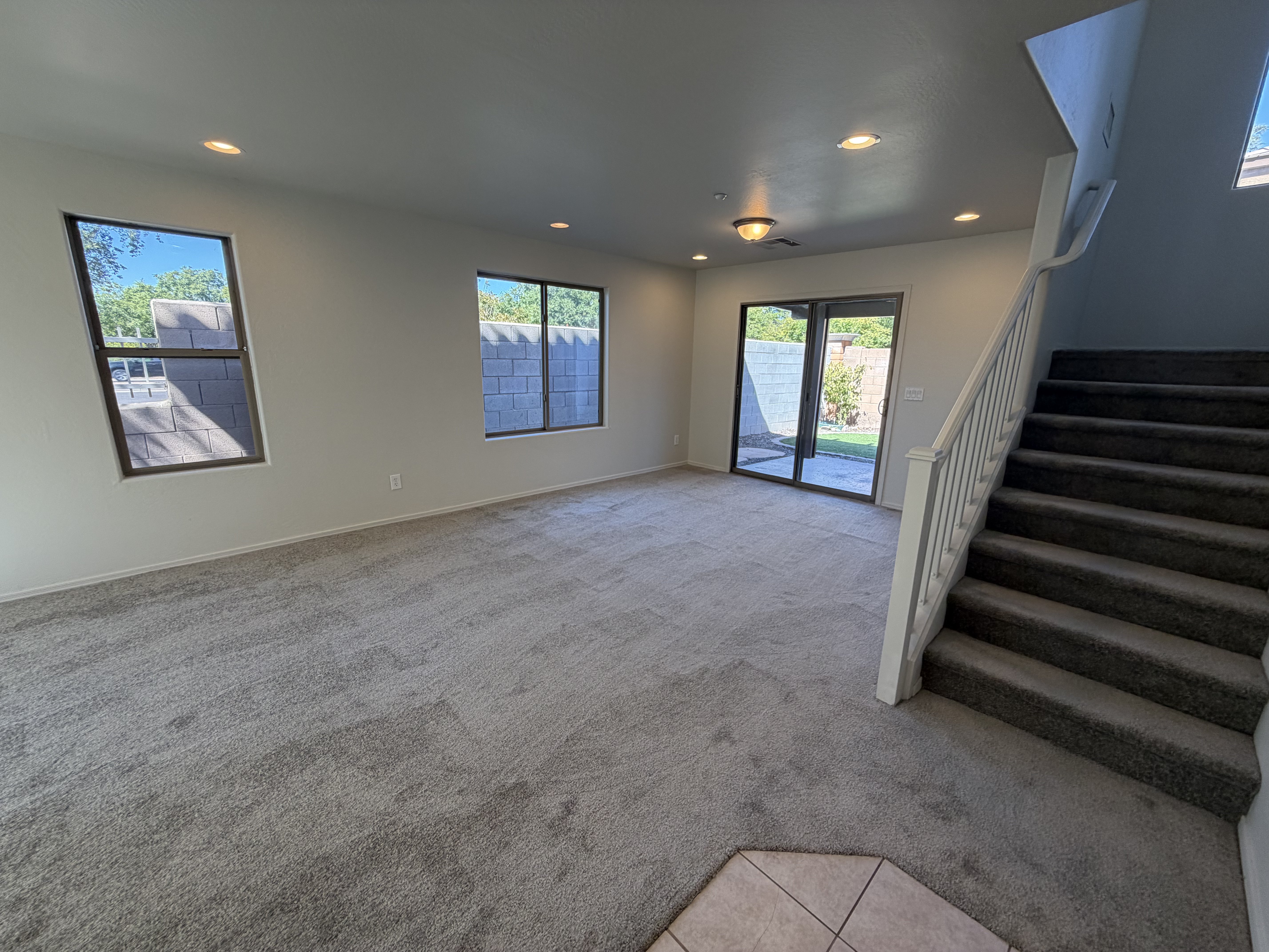 Photo 4 of 29 of 2856 E Megan St, Gilbert, AZ