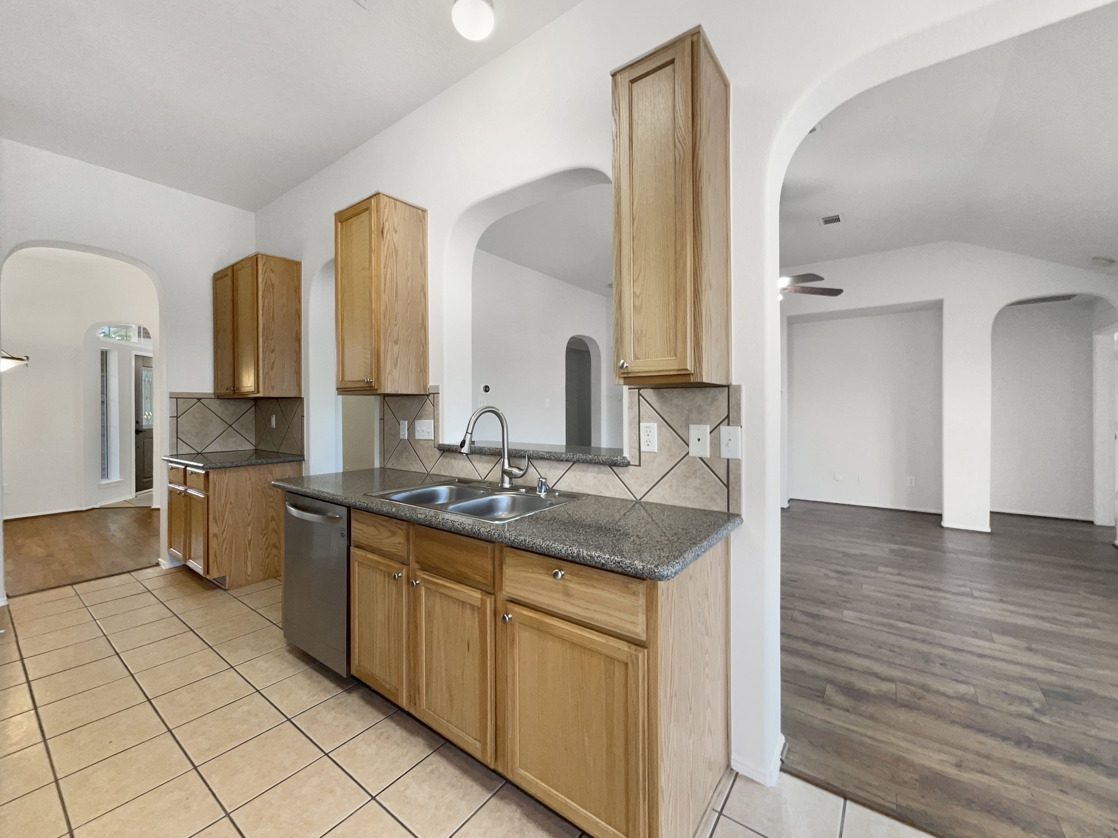 Photo 14 of 24 of 18810 Appletree Ridge Rd, Houston, TX