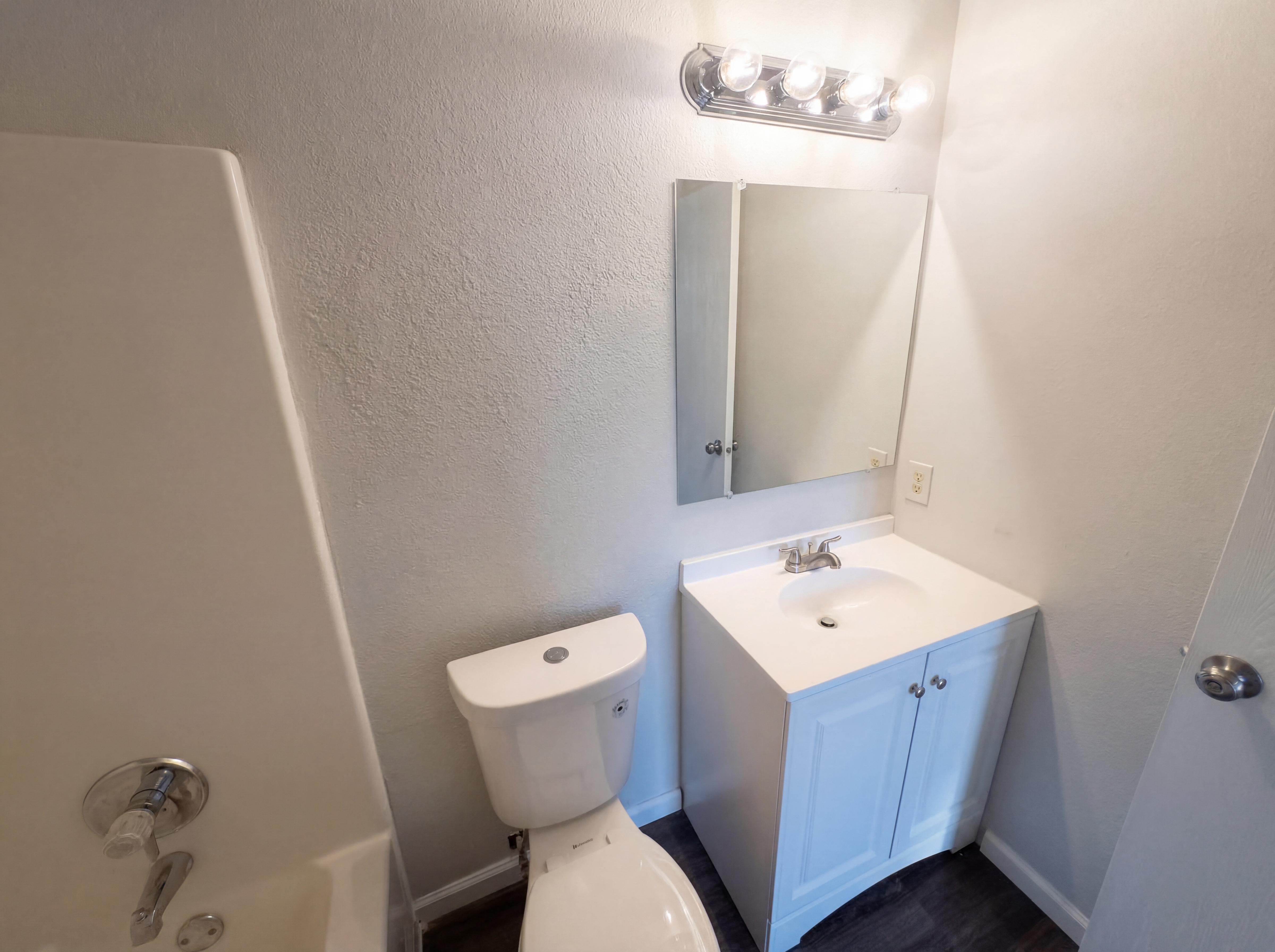 Photo 13 of 20 of 6654 Hazelhatch Dr, Indianapolis, IN