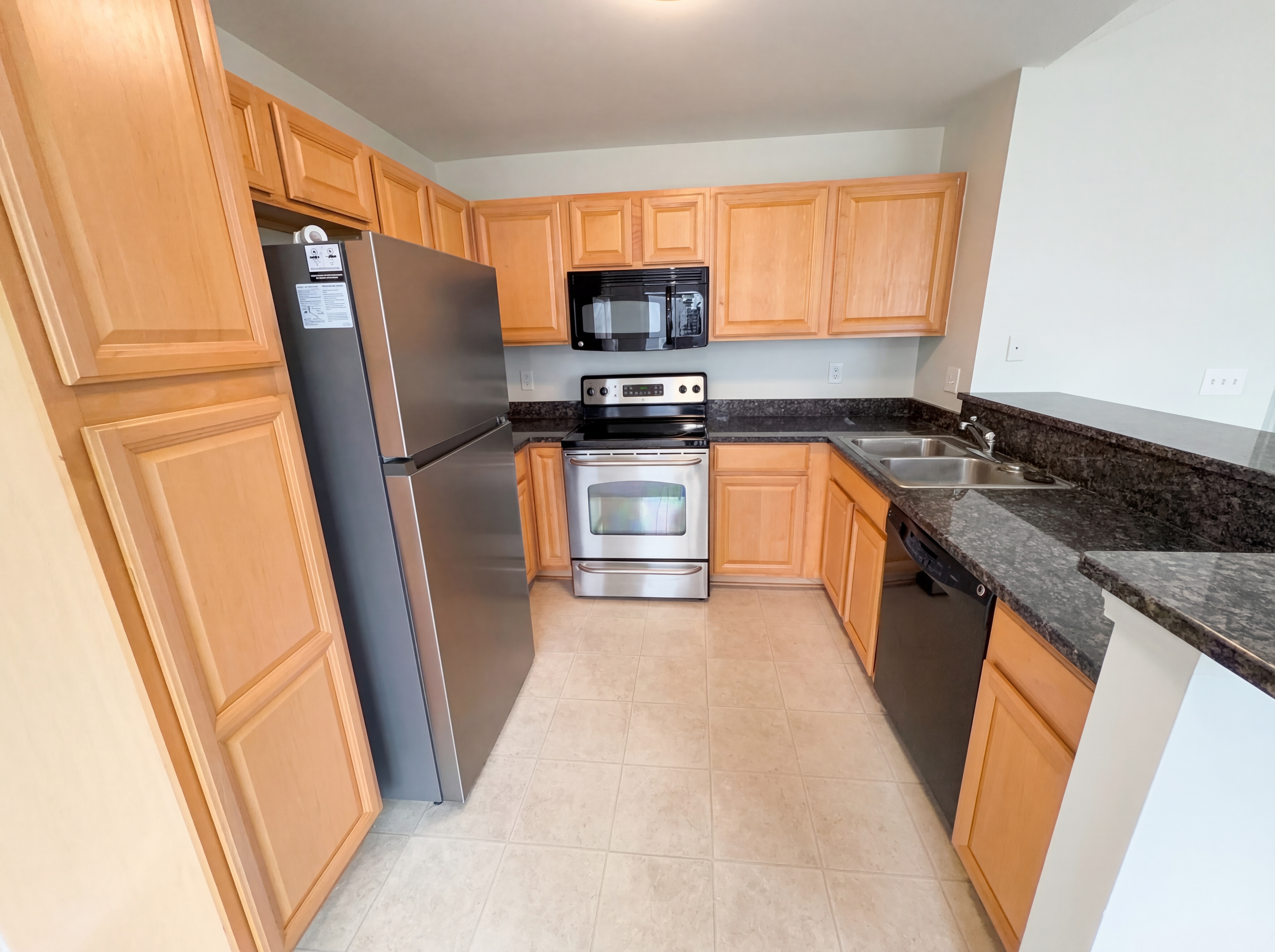 Photo 2 of 18 of 16005 Morningside, Northville, MI