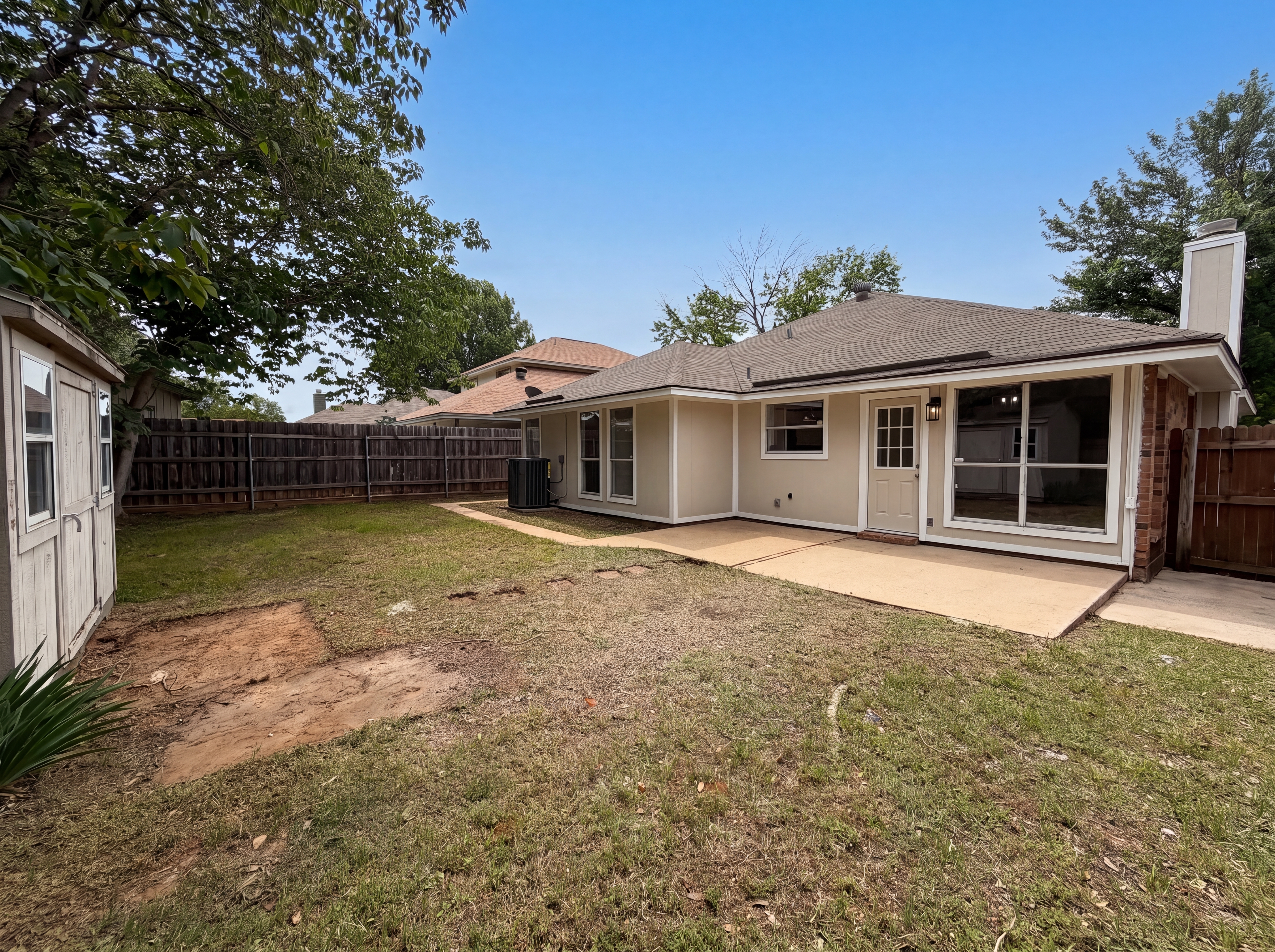 Photo 23 of 25 of 8517 Tamar Trl, Fort Worth, TX