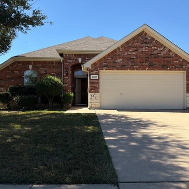Property photo 1 of 5327 Lake Gardens Dr