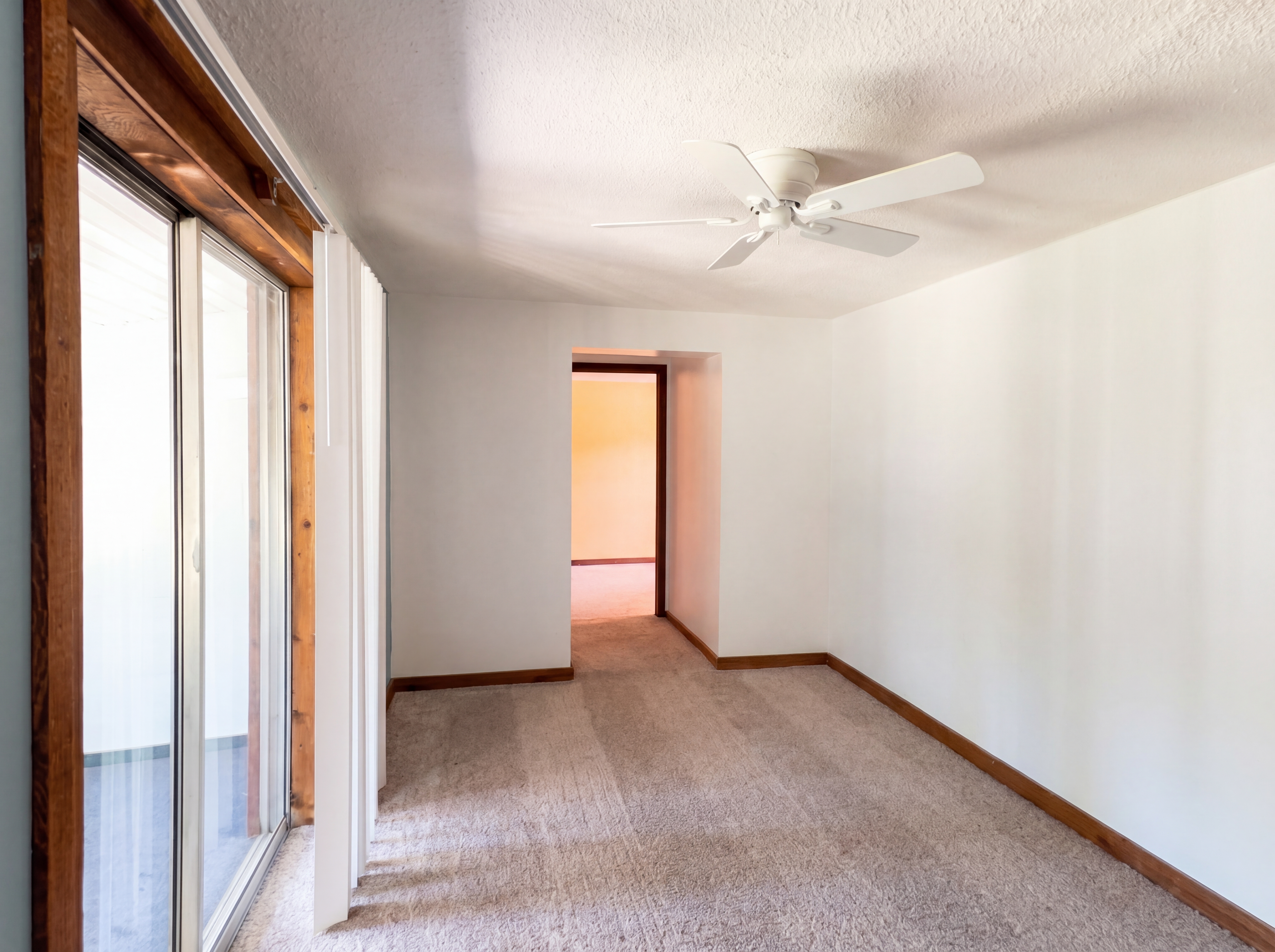 Photo 9 of 19 of 1385 Bender Ave, Daytona Beach, FL