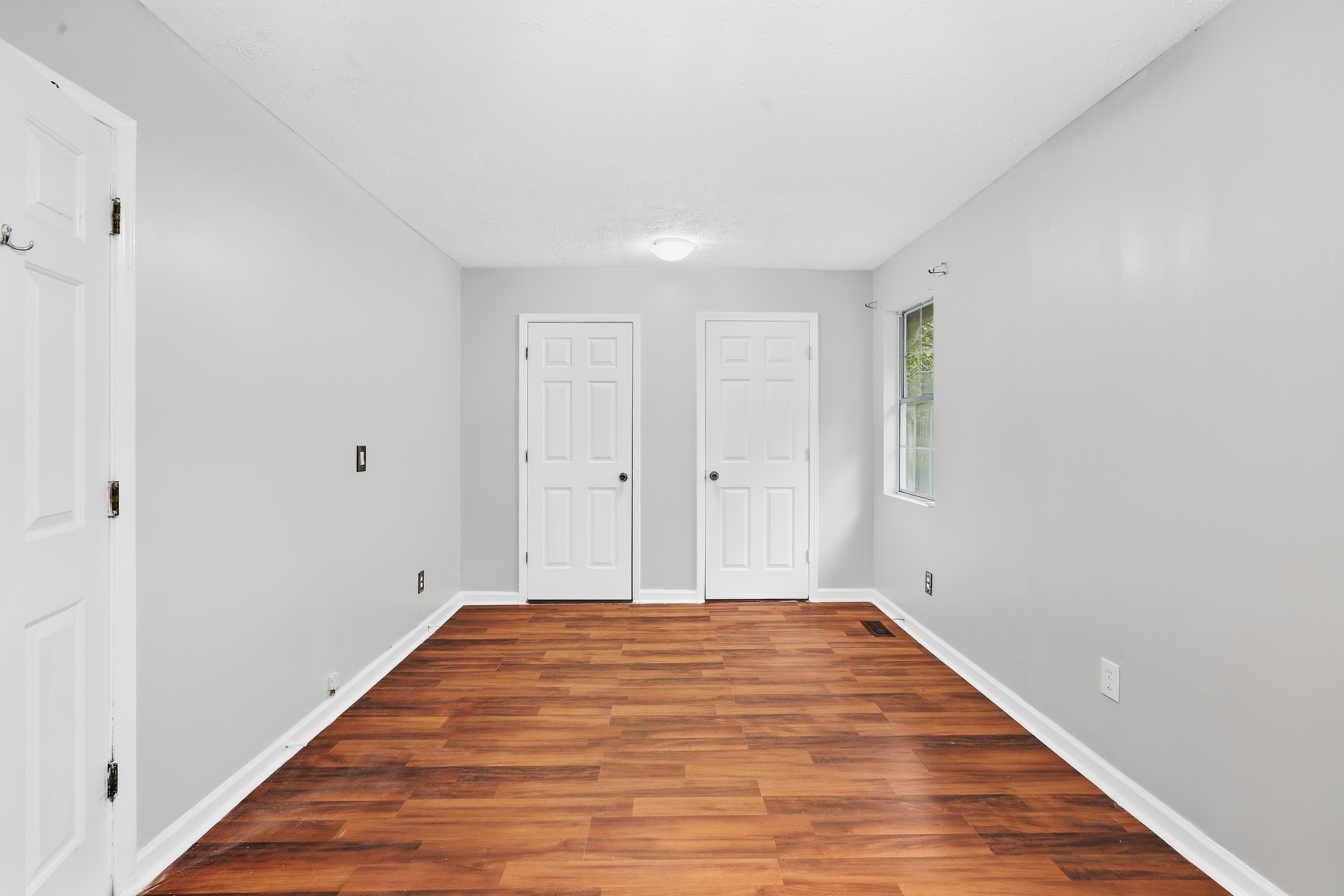 Photo 4 of 24 of 6977 Flagstone Dr, Austell, GA