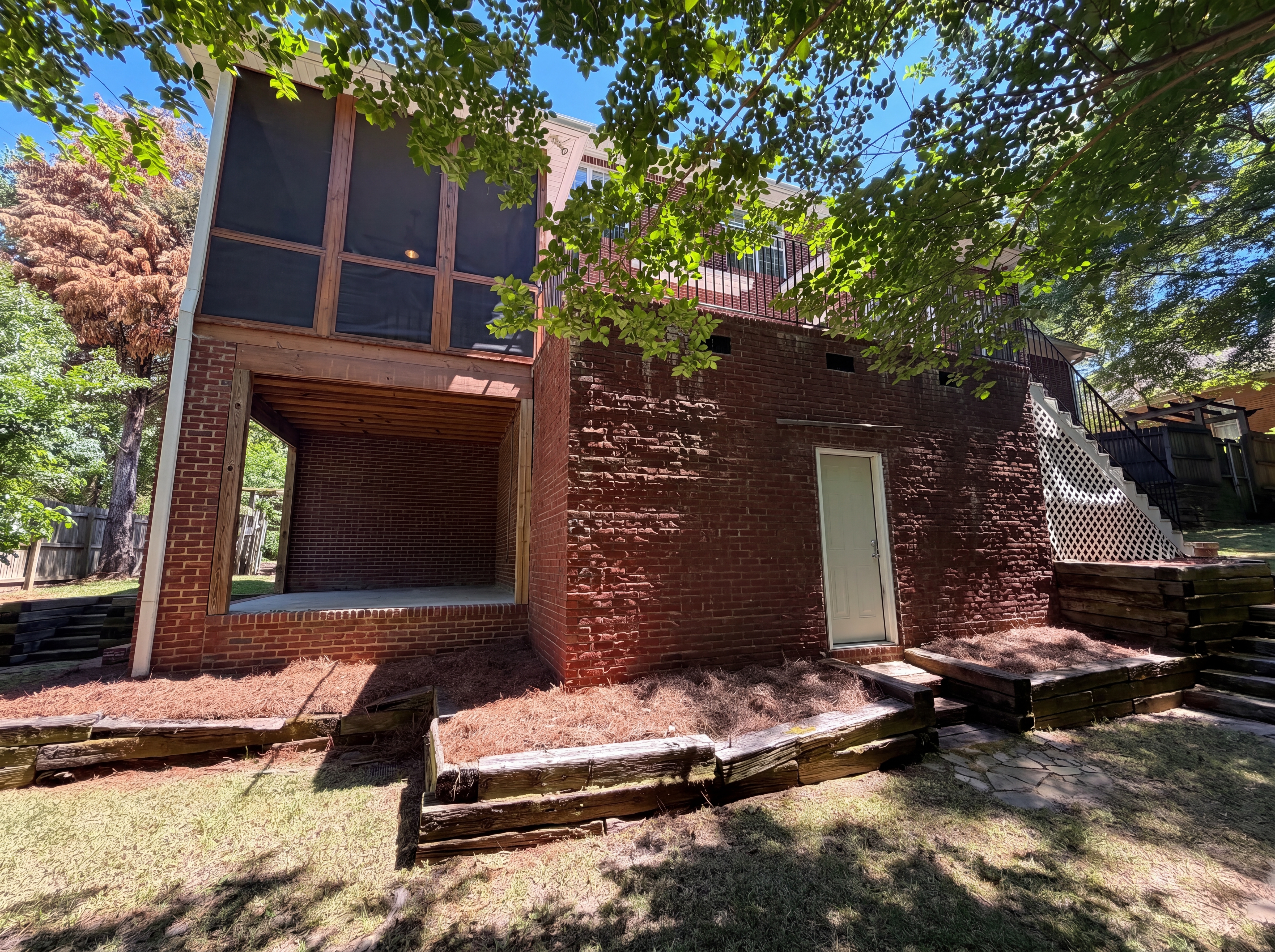 Photo 5 of 48 of 116 Crosscreek Dr, Columbia, SC