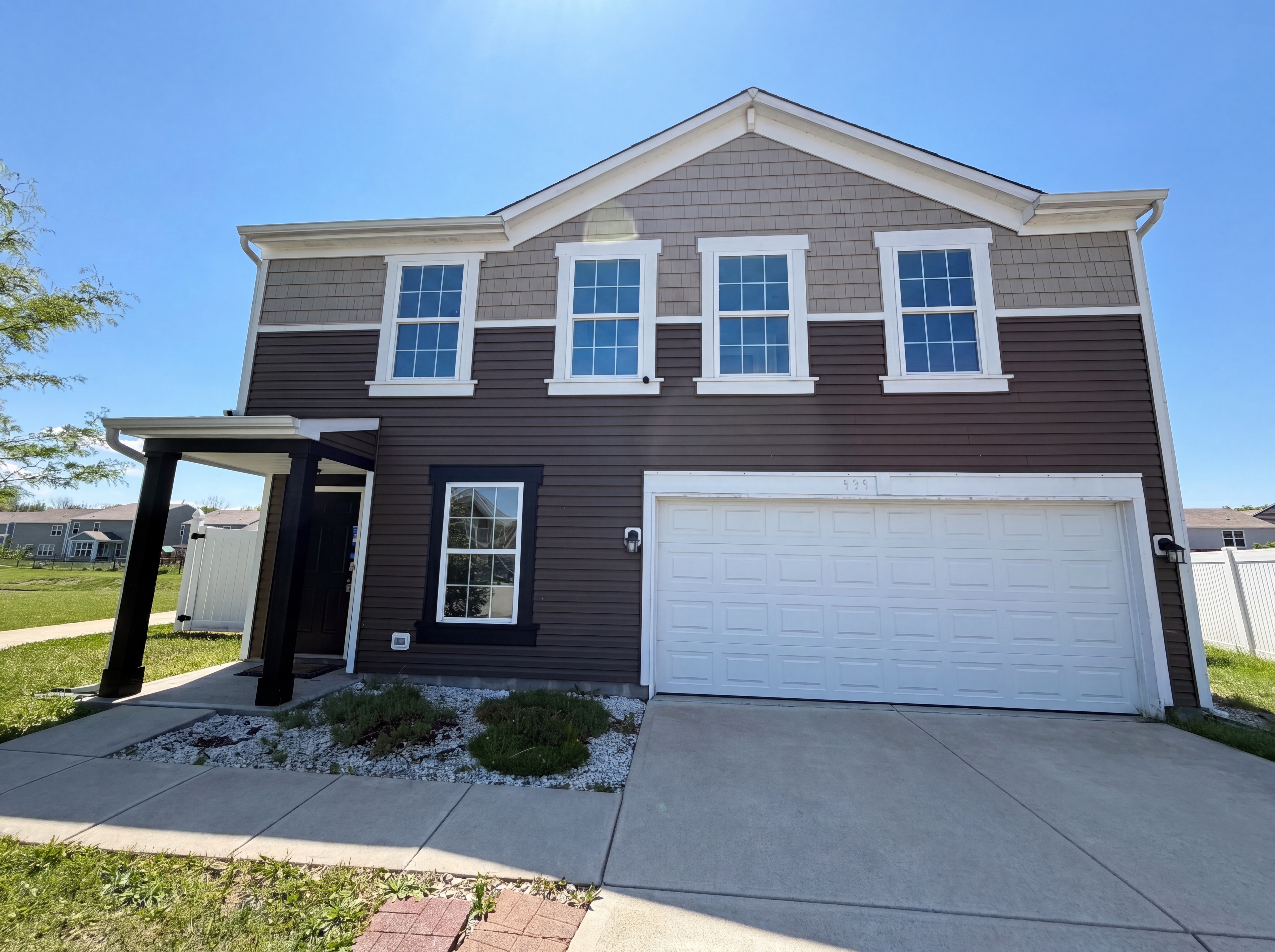 Photo 17 of 21 of 939 Olmsted Ct, Shelbyville, IN