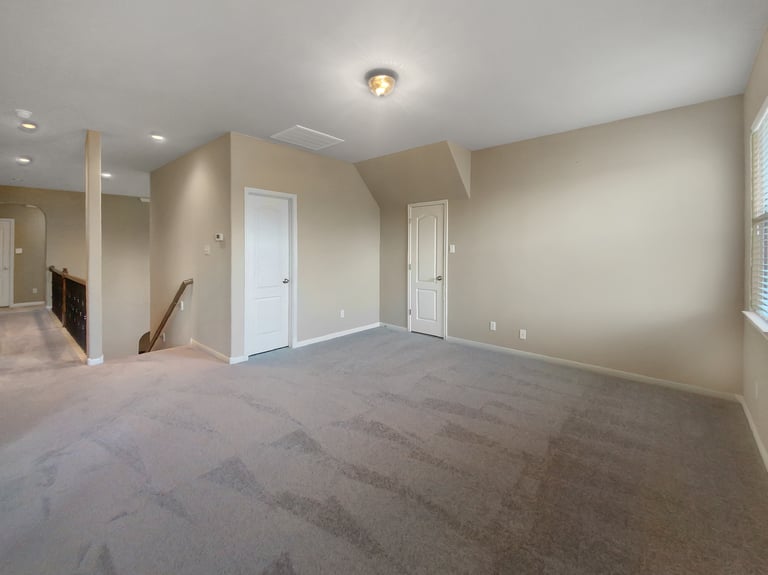 Photo 24 of 35 - 7900 Menler Dr, Austin, TX 78735