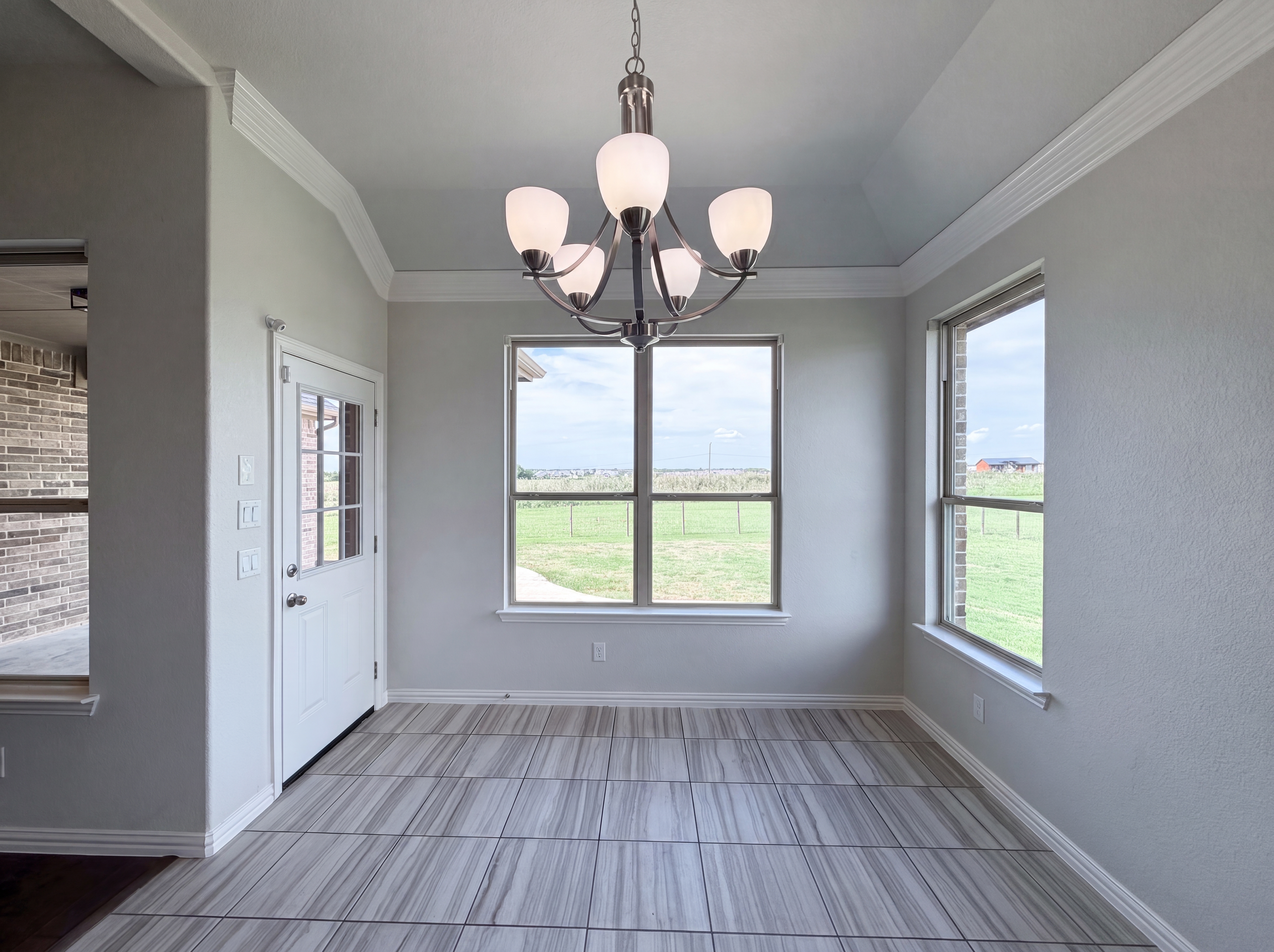 Photo 8 of 26 of 13904 Prairie Vista Ln, Ponder, TX