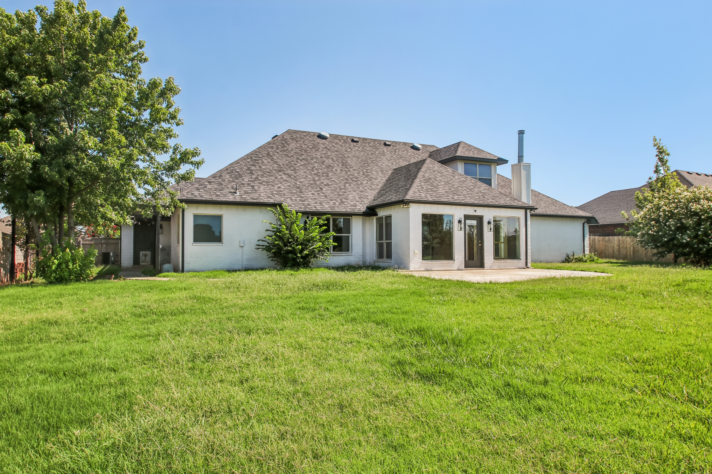 Photo 36 of 48 of 1028 Skyline Blvd, Edmond, OK