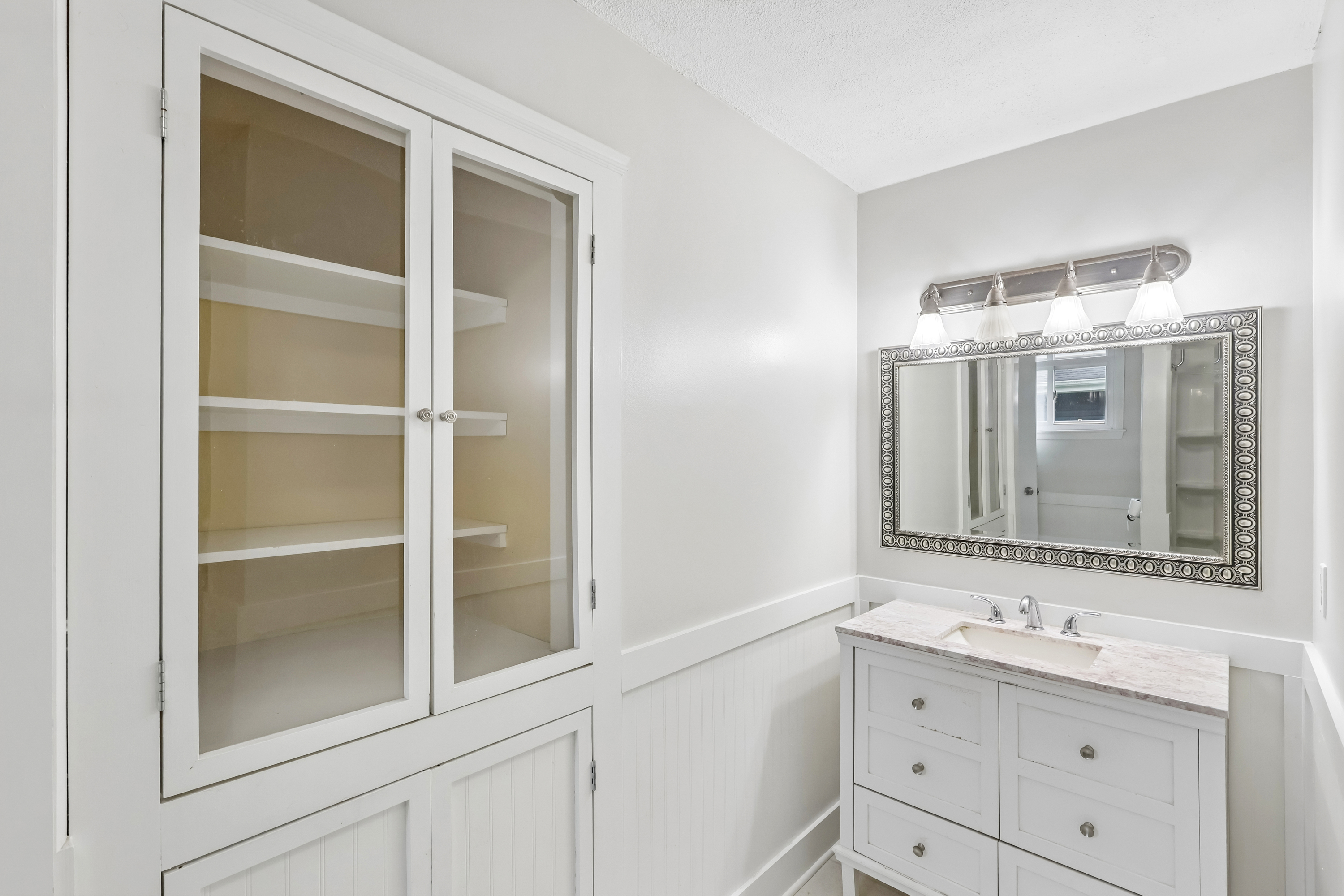 Photo 33 of 50 of 211 Roshon Dr, Medina, OH