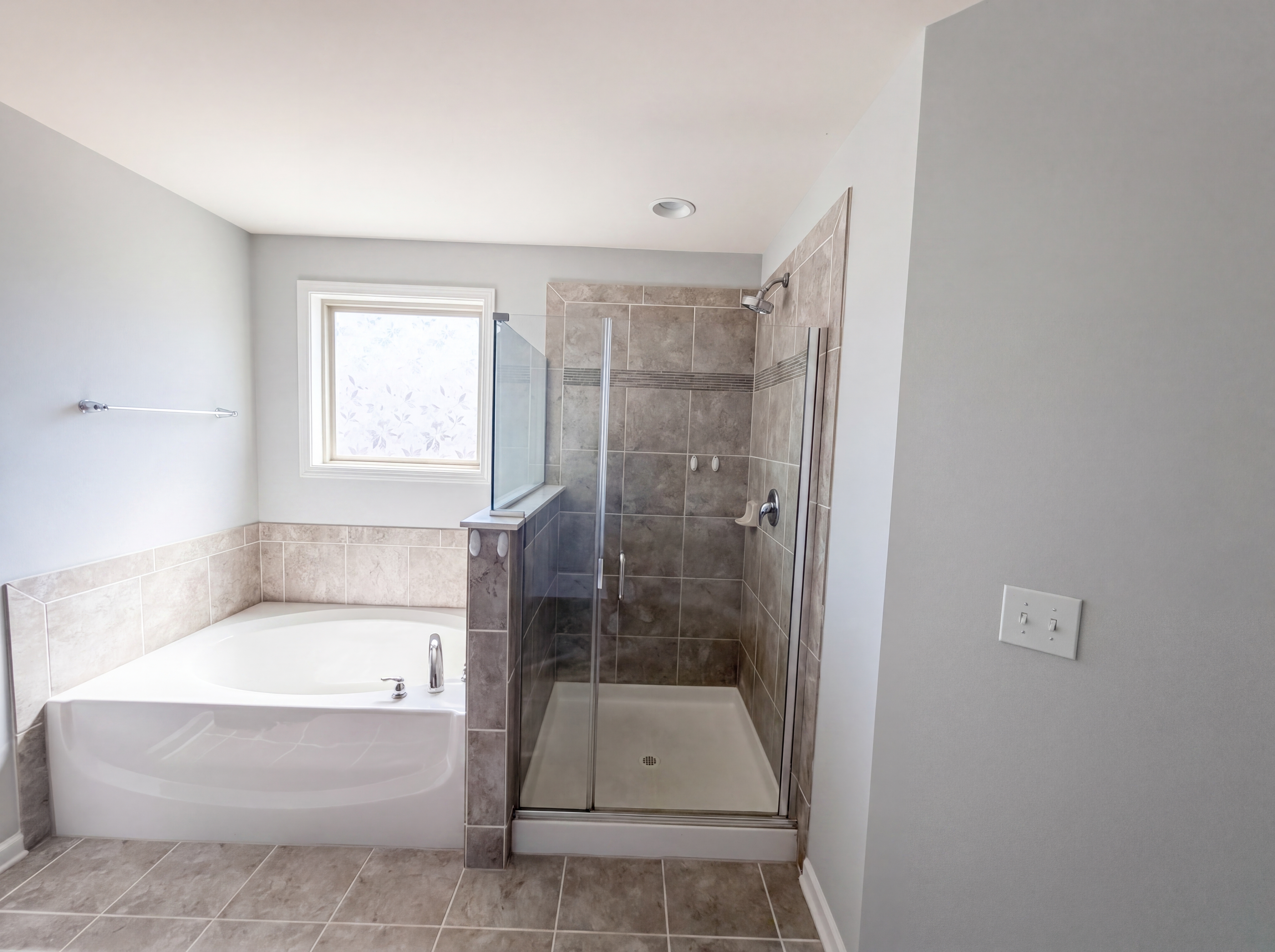 Photo 11 of 23 of 1305 Ivey Grove Ct, Fuquay Varina, NC