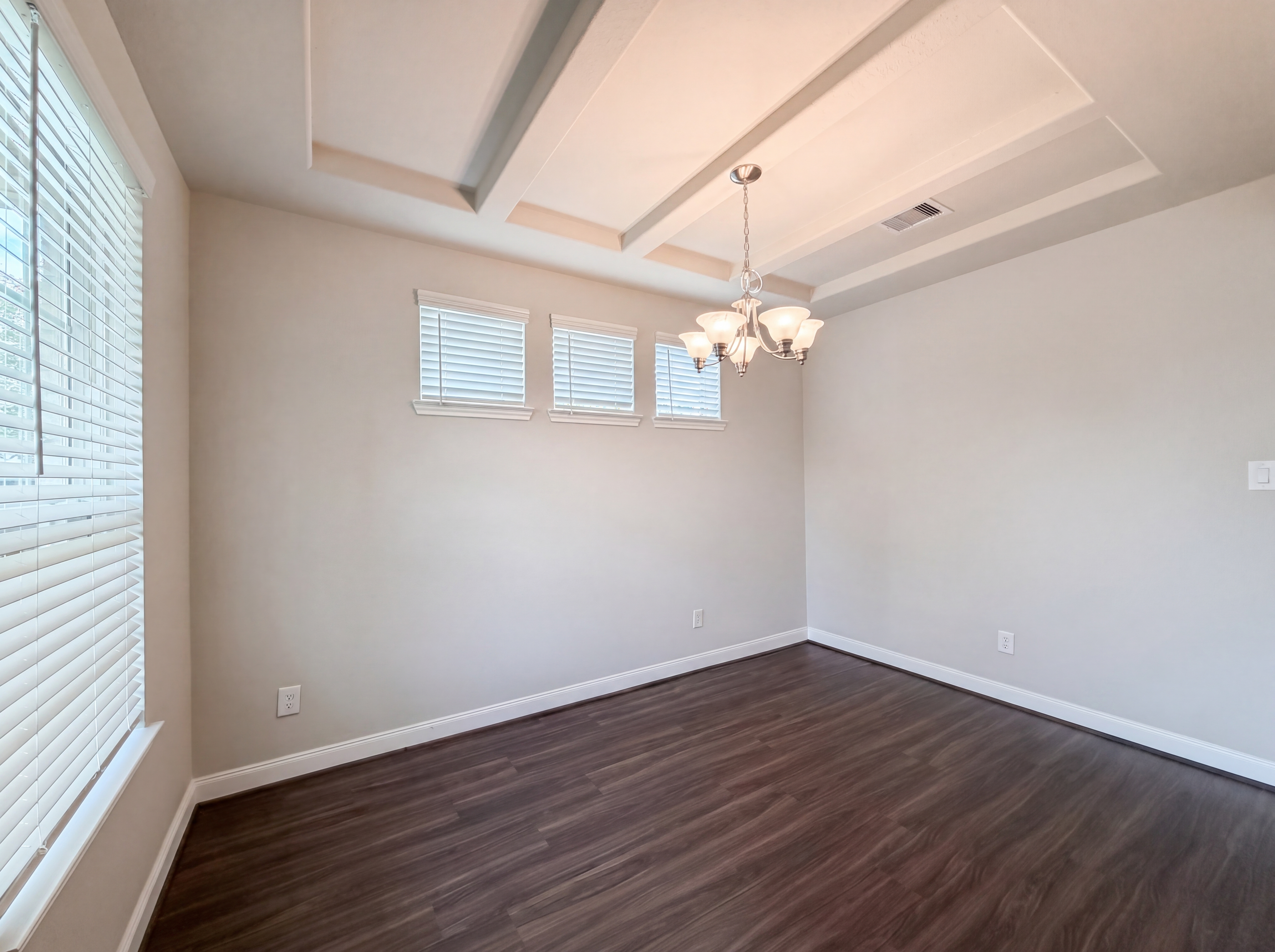 Photo 7 of 21 of 4403 Upland Stream Ln, Katy, TX