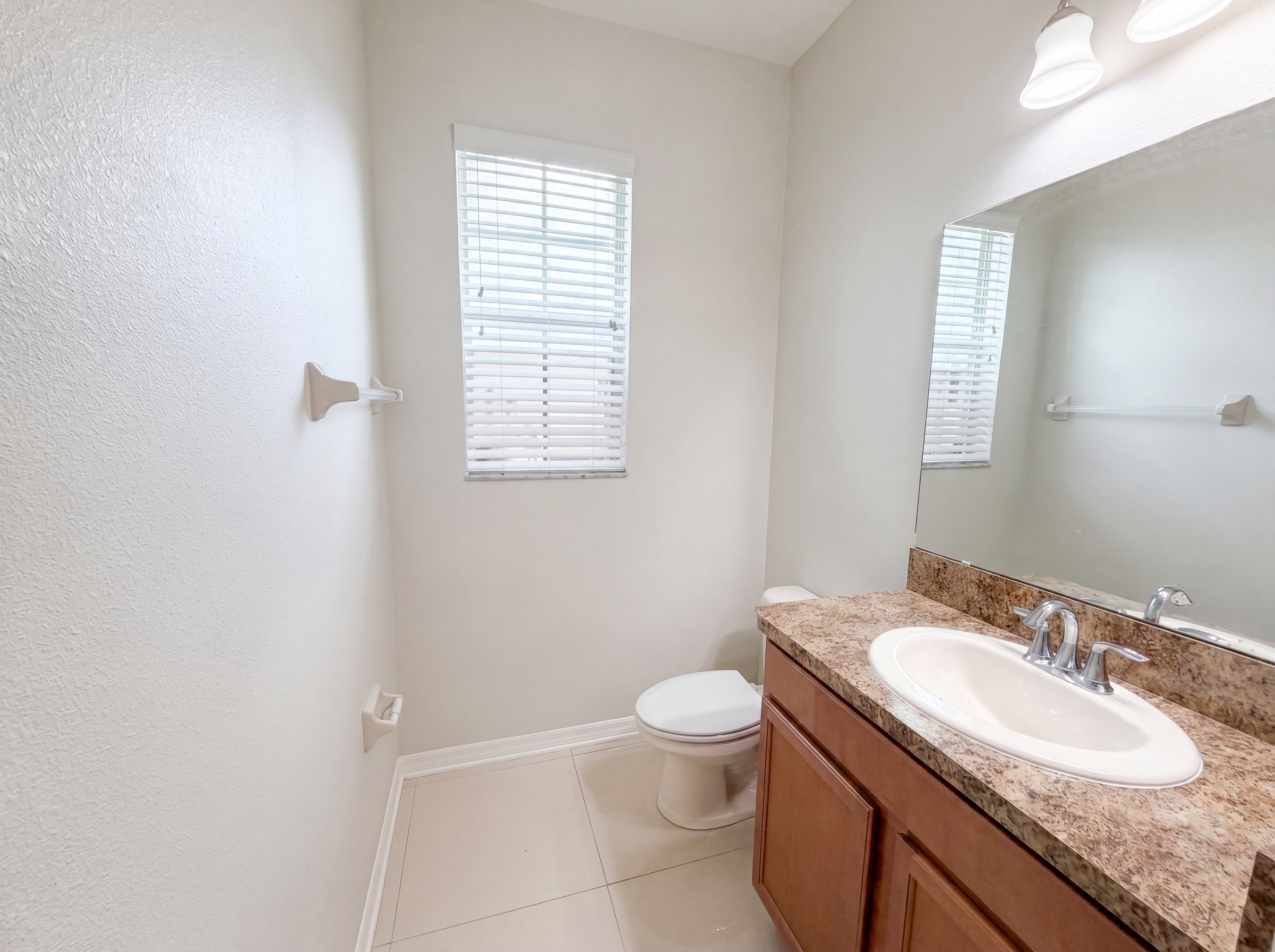 Photo 17 of 26 of 1308 Seburn Rd, Apopka, FL