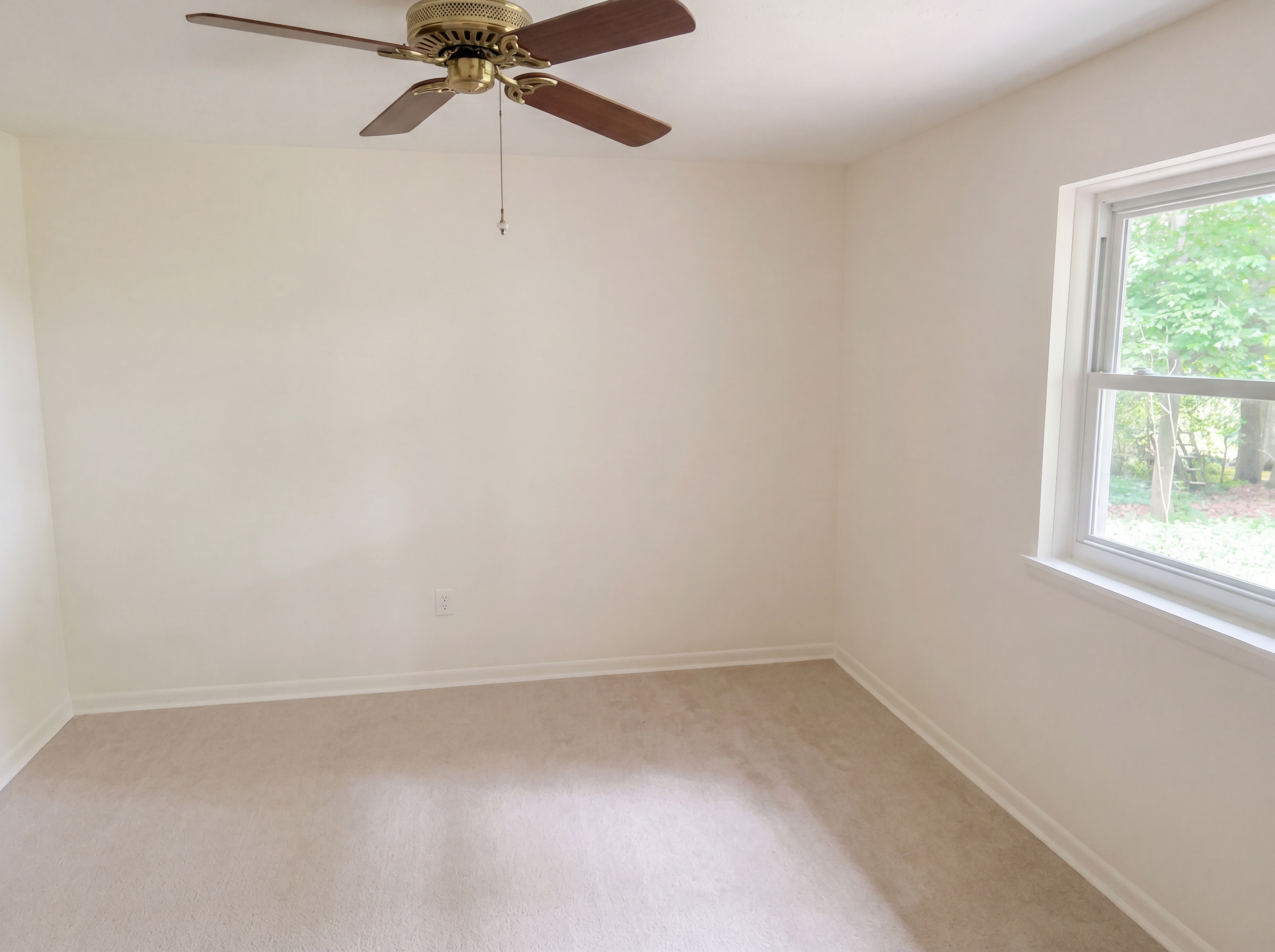 Photo 8 of 20 of 7307 E Ranier Dr, Parsonsburg, MD